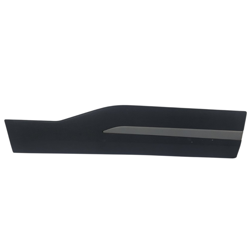 Moldura Porta Traseira Direita Nissa Kicks 2022 828705ra1a Preto 1
