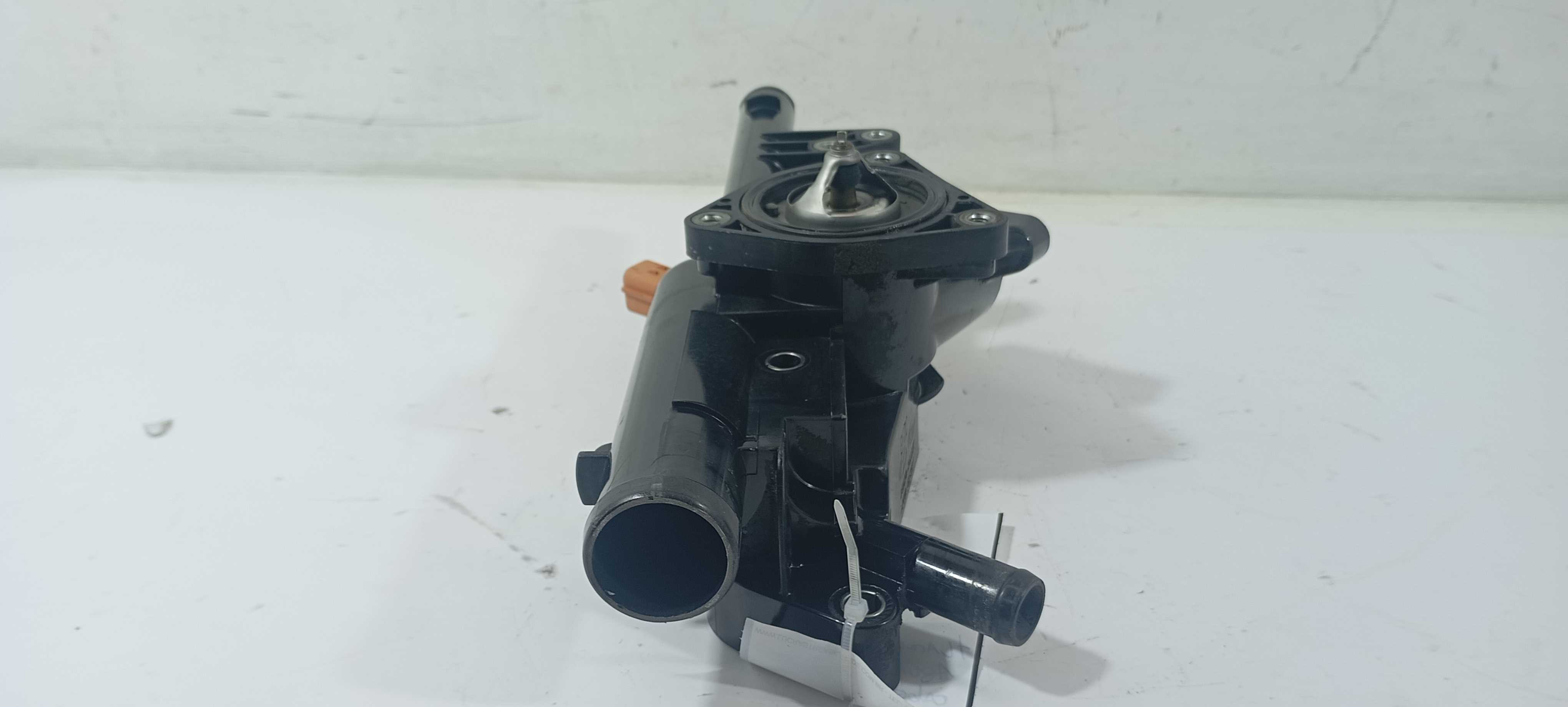 Flange Termostática Kia Sorento Ex 2.4 256202gxxx 1