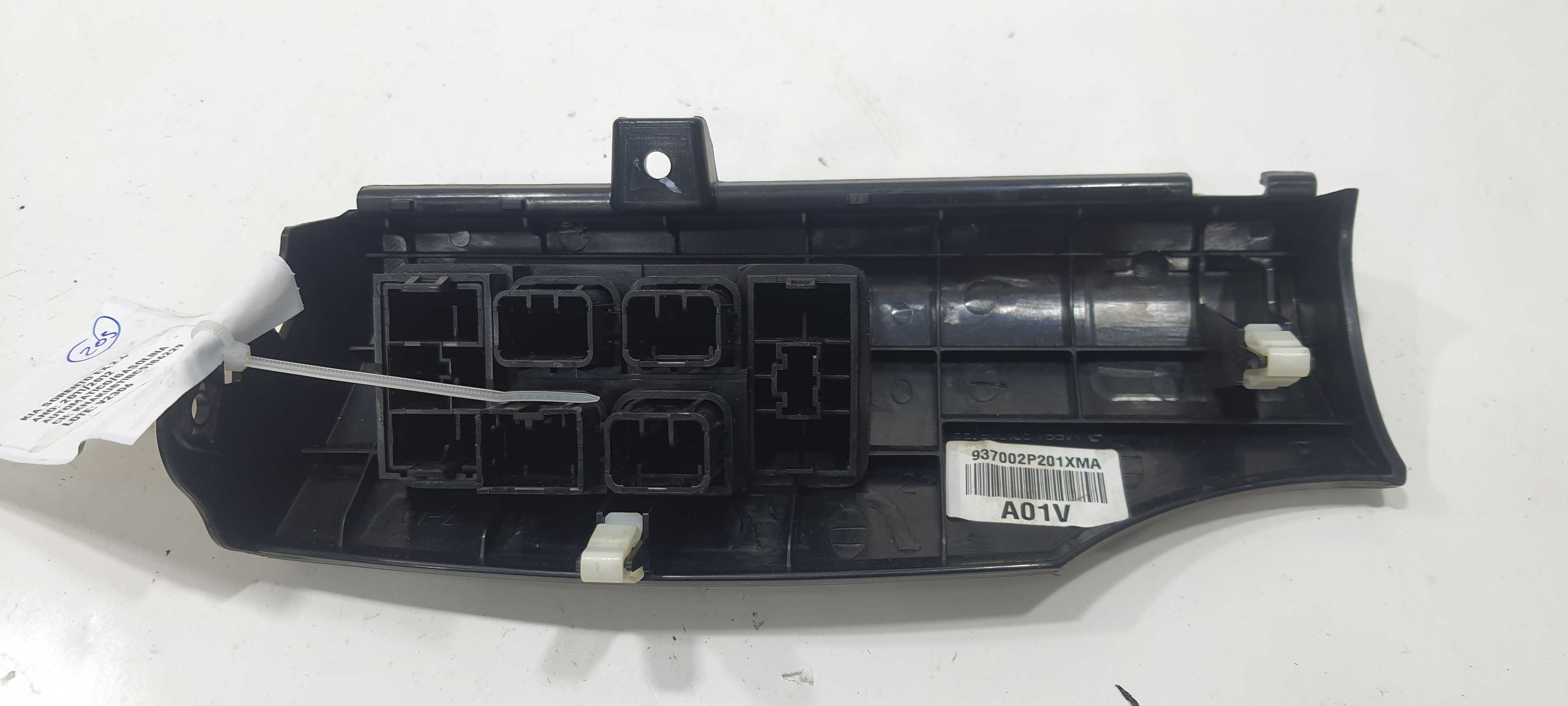 Moldura Do Painel Kia Sorento 2.4 2012 937002p201xma 3