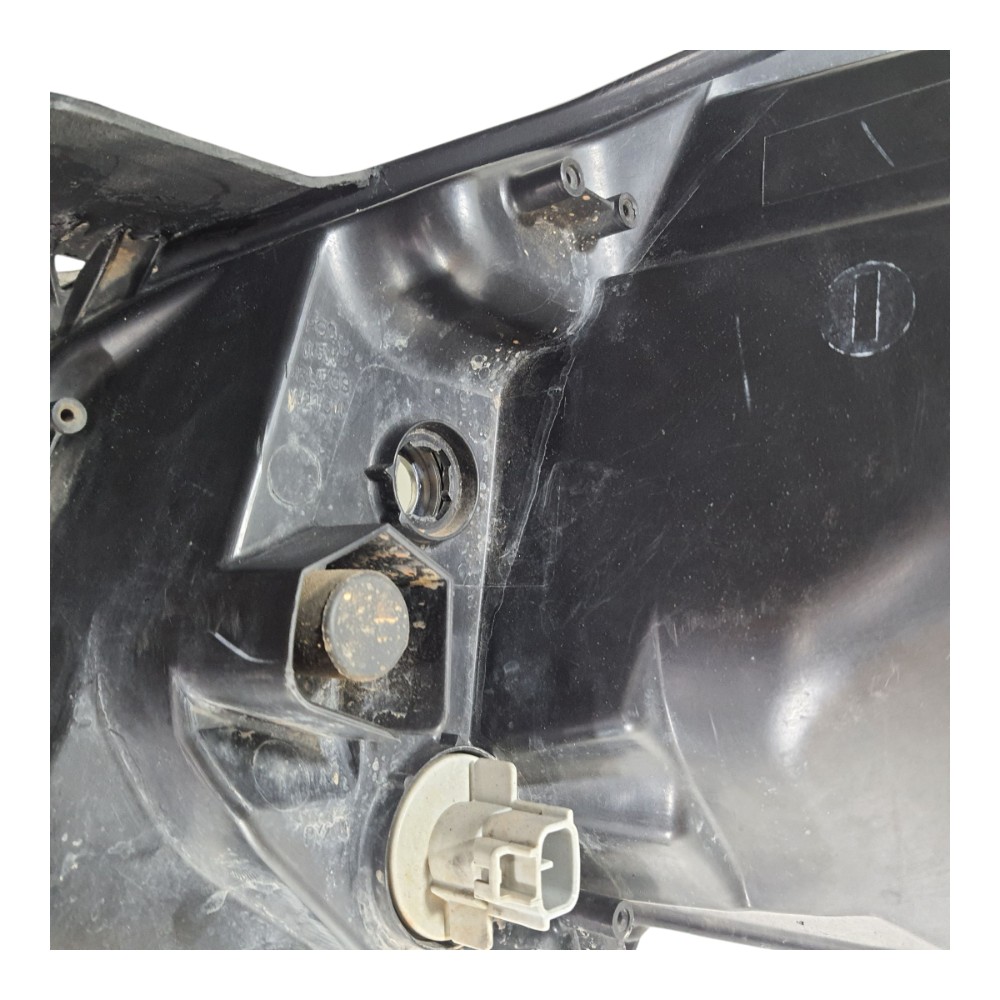 Farol direito Suzuki S-cross 2016 13789pl00 recuperado 9