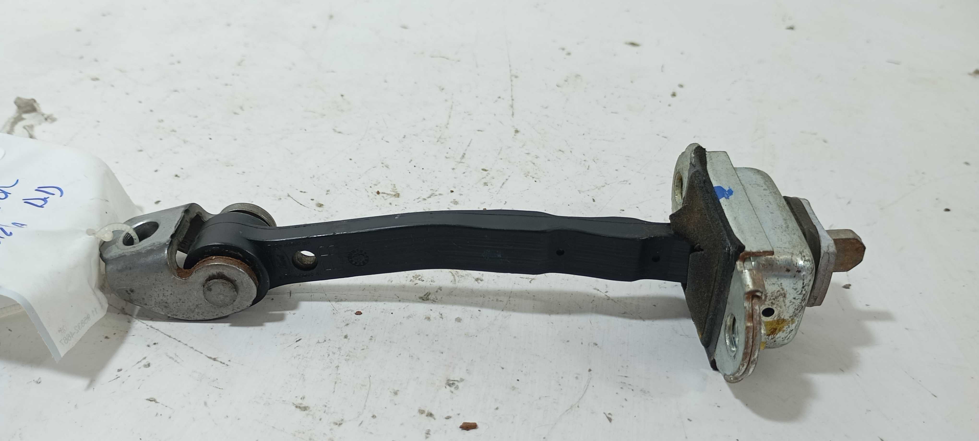 Limitador Porta Dianteira Direita Ford Ka 2020 E3bz5823500d Preto 2