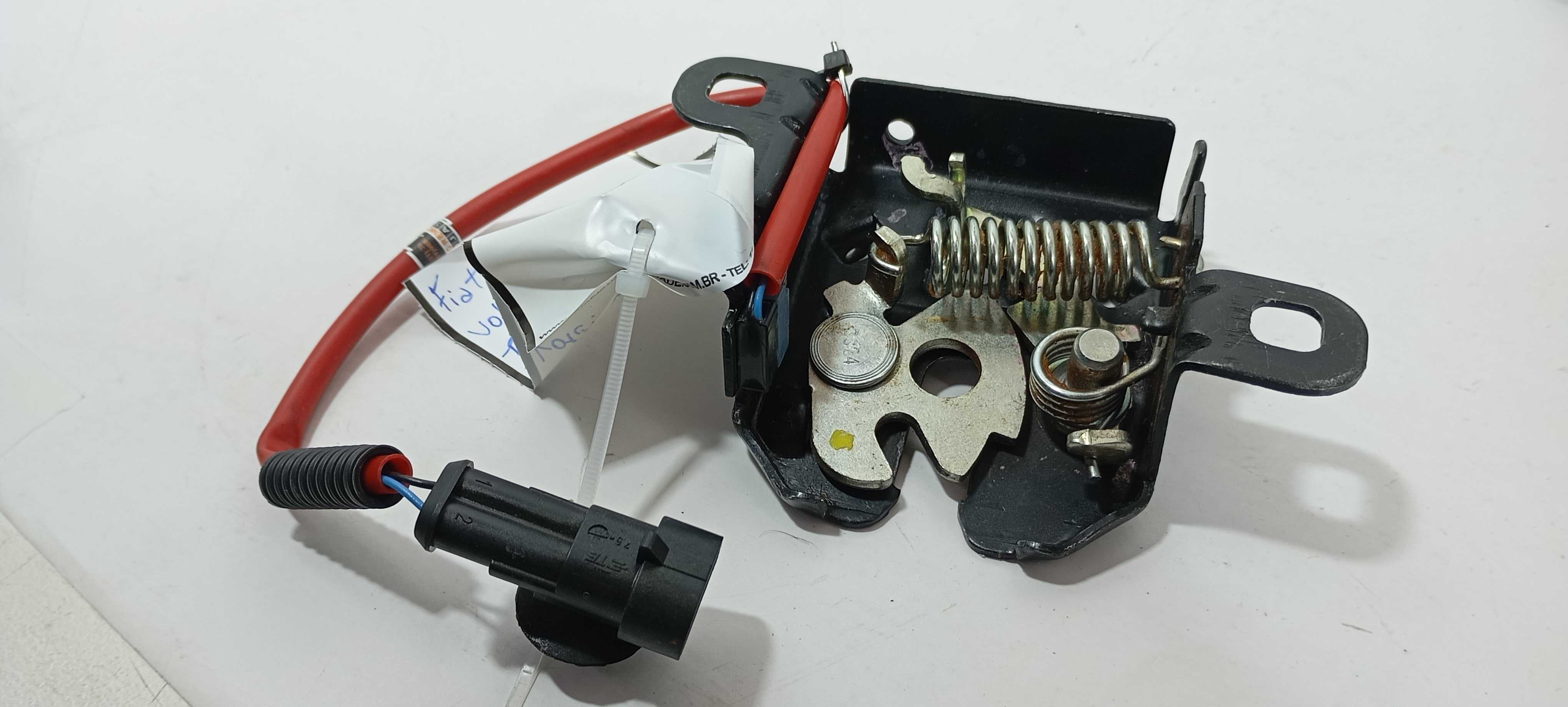 Fechadura Capô Fiat Toro Volcano 1.3 2025 21544e4 3