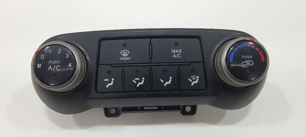 Comando Ar Condicionado Hyundai Ix35 2.0 Ano 2012 972502s081 2