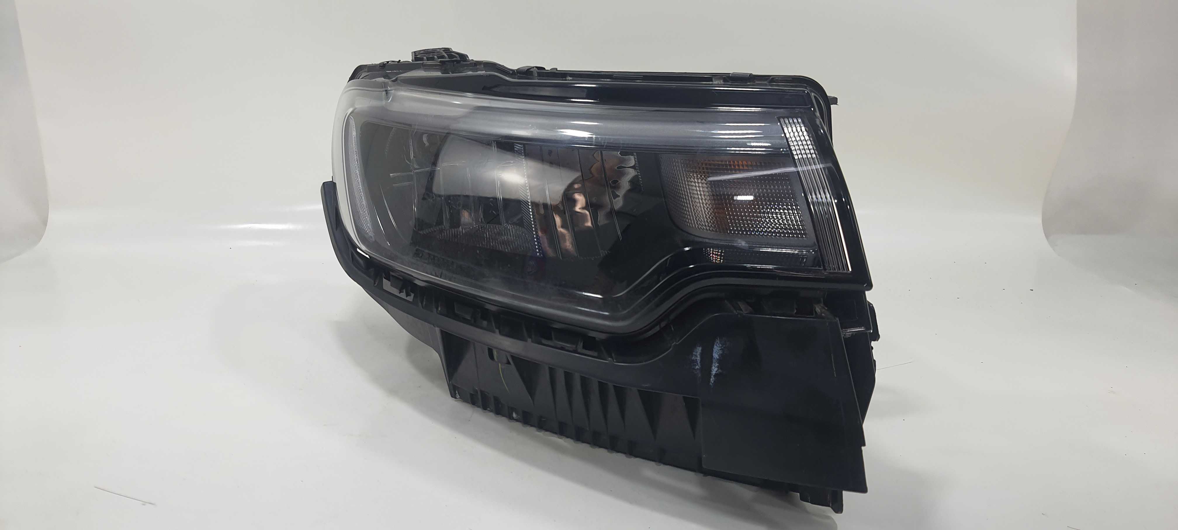 Farol Direito Jeep Compass 2022/23 00522040310 3