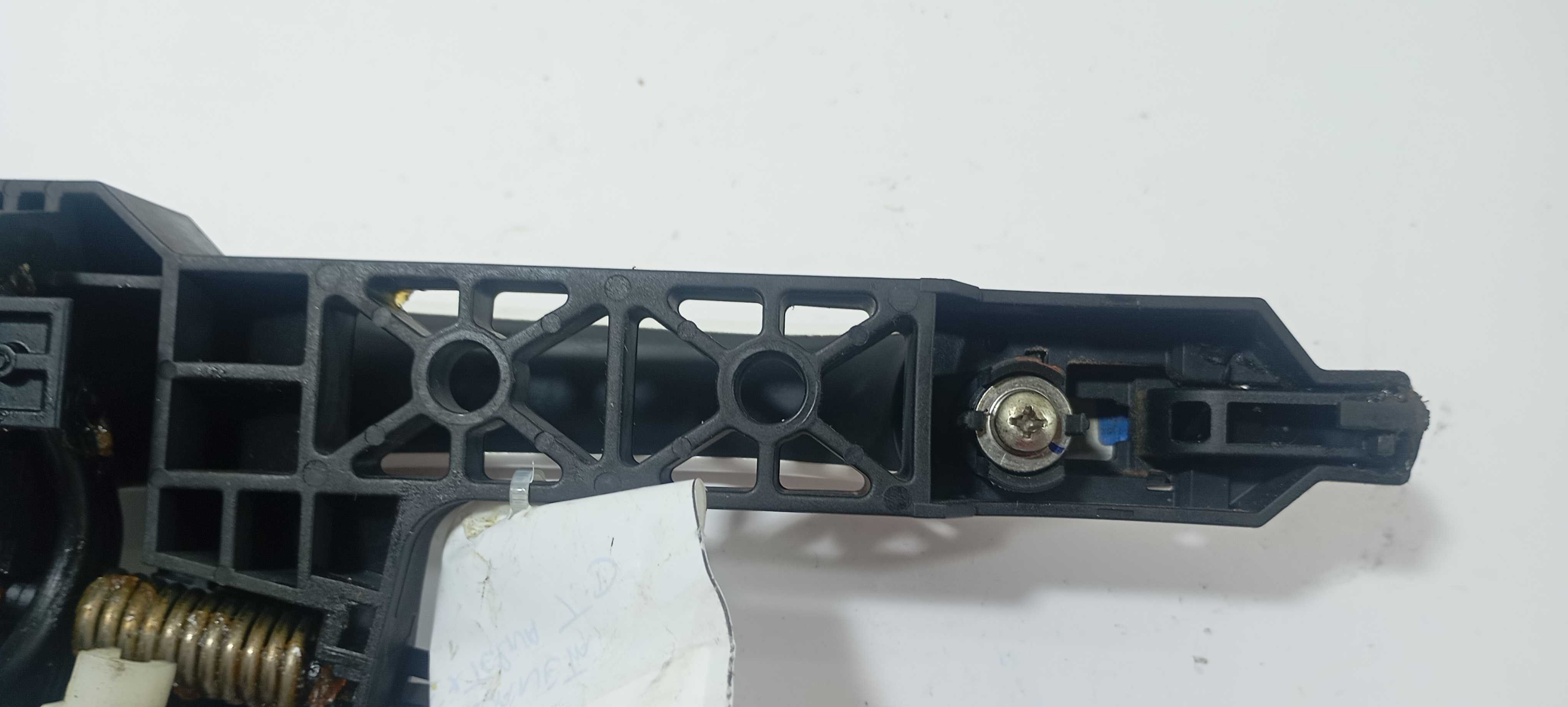 Maçaneta Externa Traseira Direita Hb20 2023 83665r1500 Branco Traseira 6