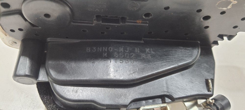 Fechadura Dianteira Direita Nissan March 2019 T2711530 7
