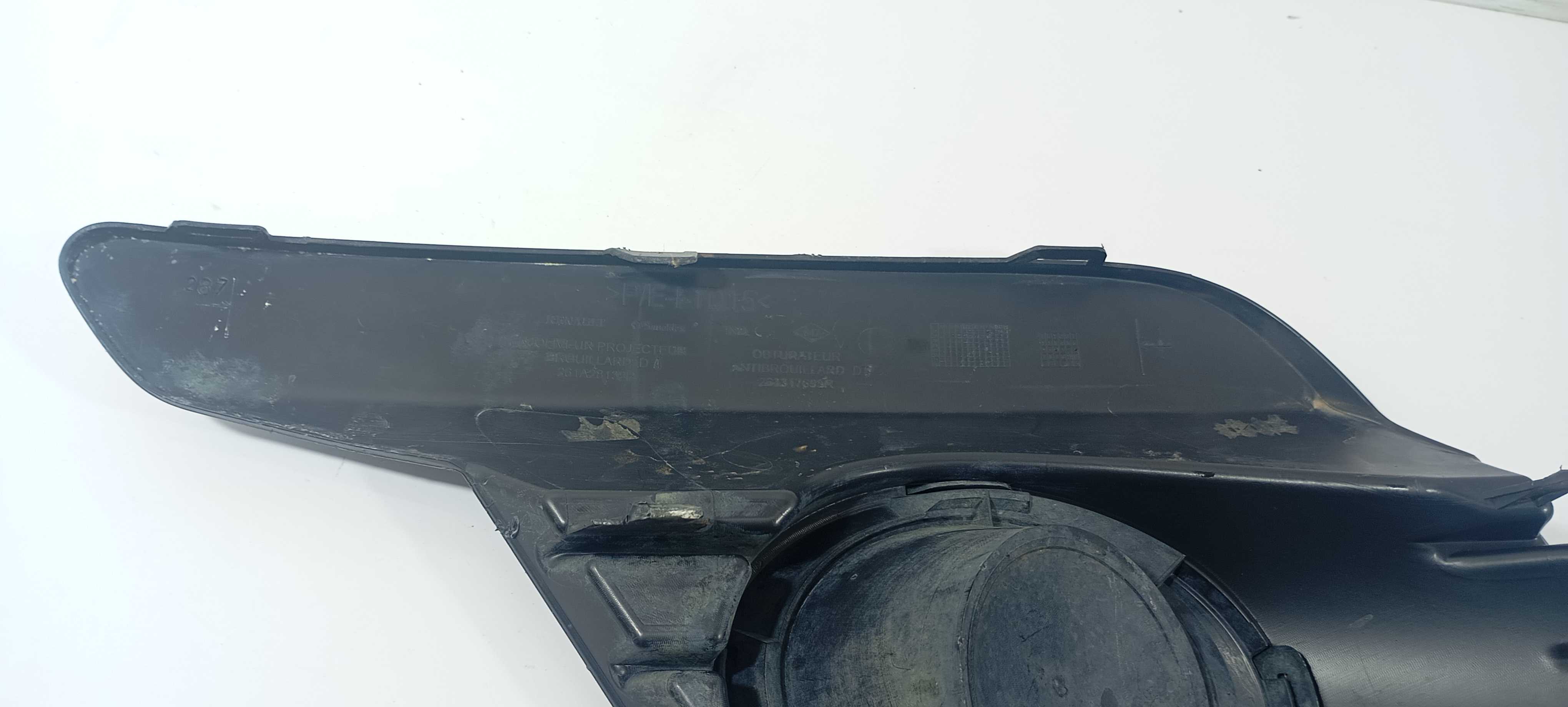Moldura Farol Milha Direito Renault Logan 1.0 2020 263317695 Preto Direito 7