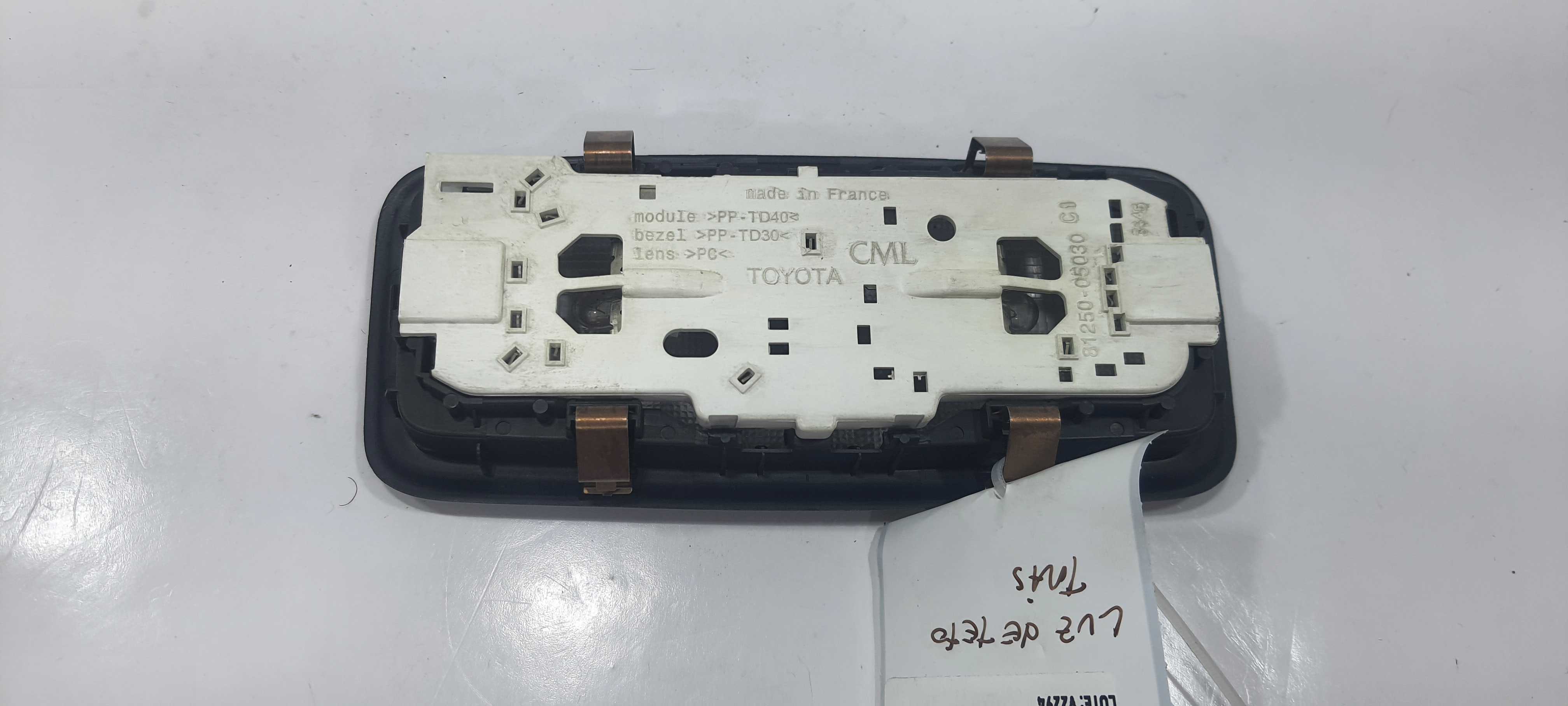 Luz Teto Traseiro Corolla Cross Hybrid 1.8 2024 V2294 1