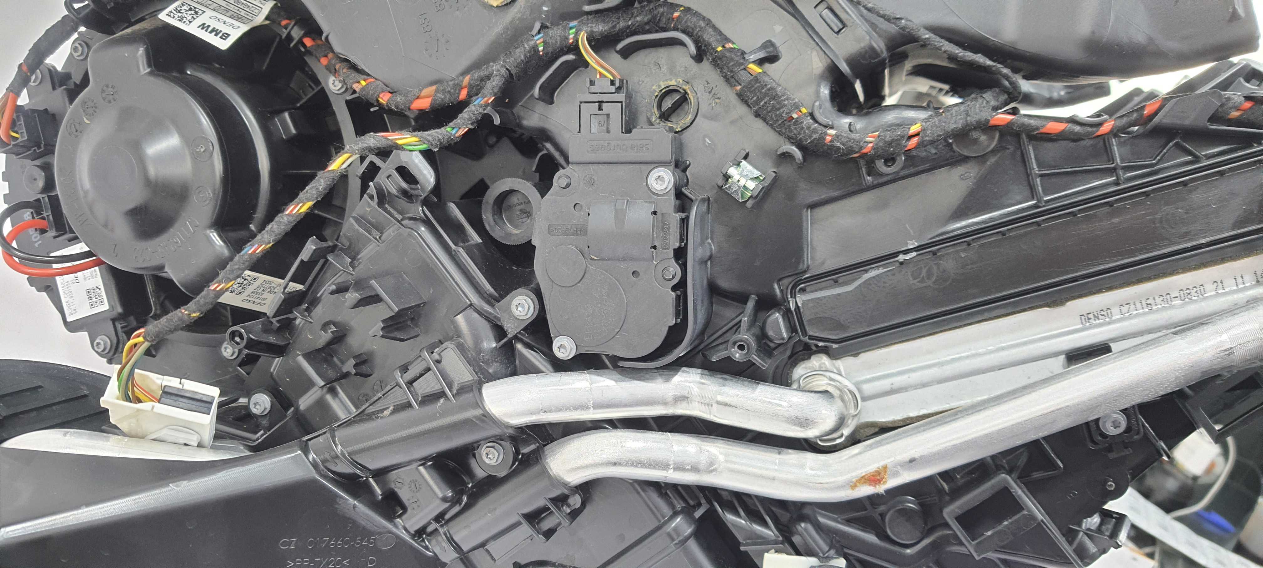 Caixa Evaporadora Bmw 225i 2.0 2015 V2290 7