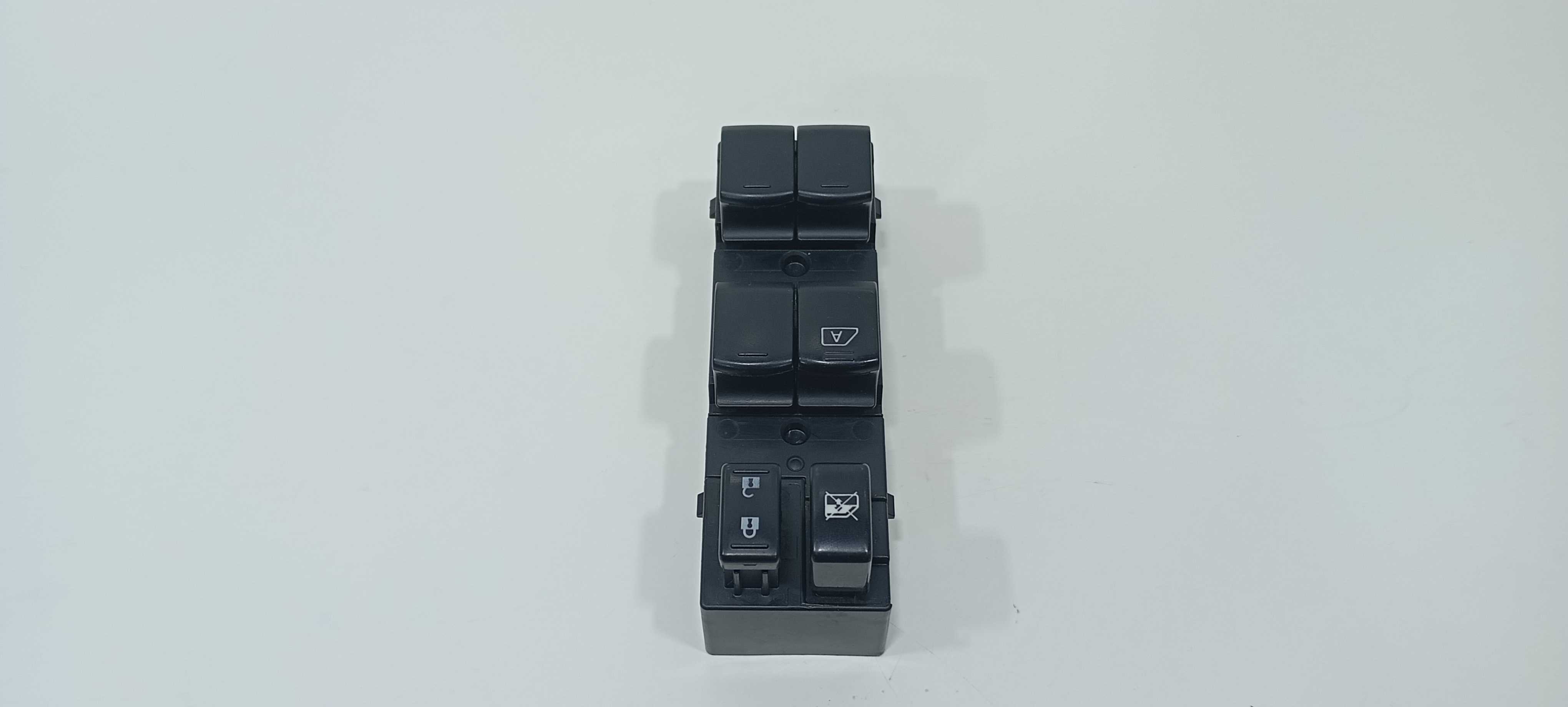 Botão Vidro Diant Esquerdo Nissan March Sv 1.0 2016 Pa6gf30 3
