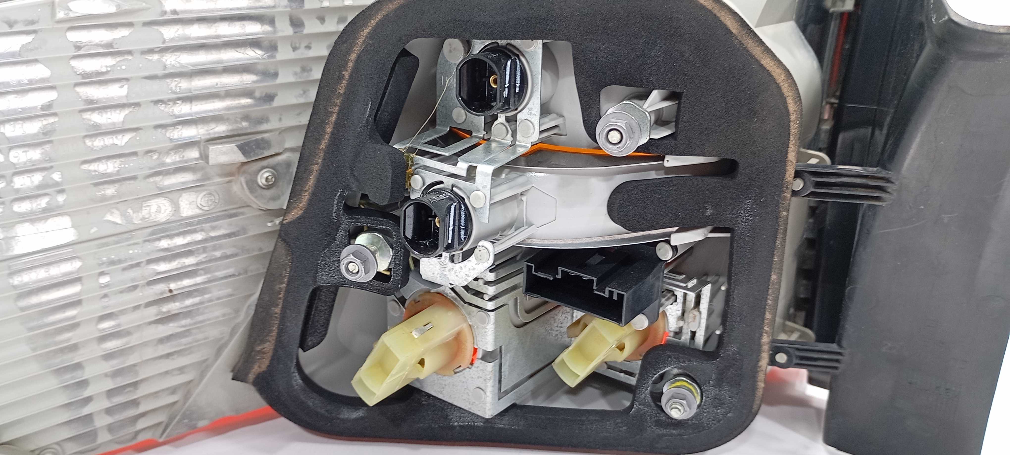 Lanterna T. Direita Bmw X6 Xdrive 2010 4.4 Biturbo V2276 Direito Vermelha 5