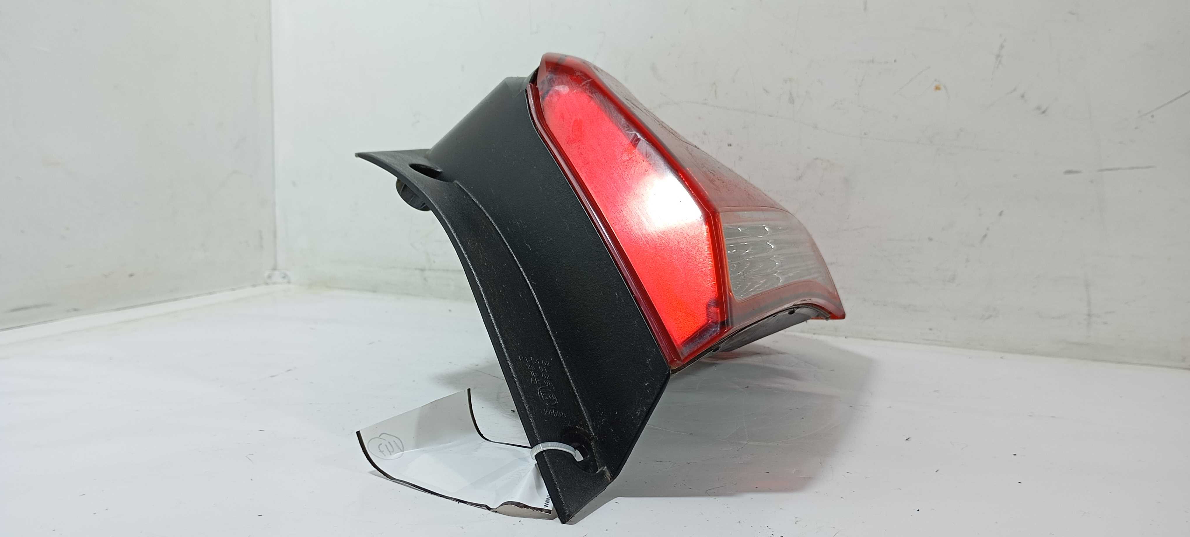 Lanterna Traseiro D. Gm Onix Active 1.4 2018 52130712 Direito/passageiro Vermelho 4