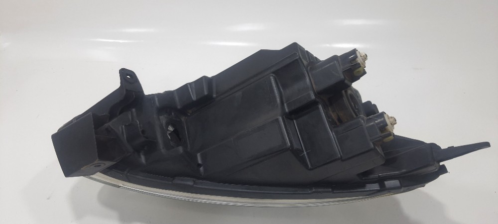 Farol Esquerdo Recuperado Nissan March 1.0 2016 22540401 5