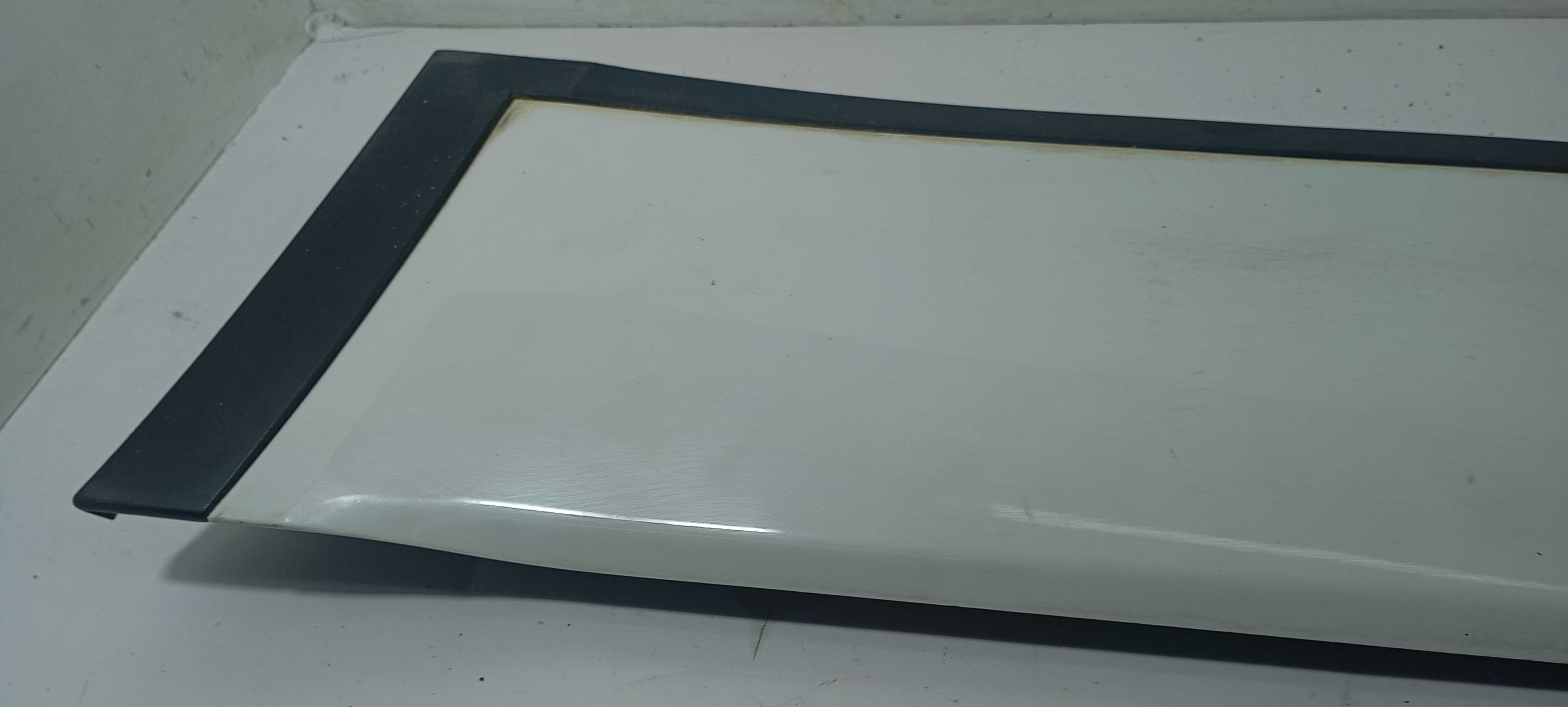 Friso Porta Tras Esquerda Land Rover Evoque 2.0 2017 Bj3m274 Branco 5