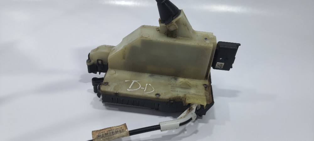 Fechadura Dianteiro Direito Peugeot 208 2018 981020938000 2
