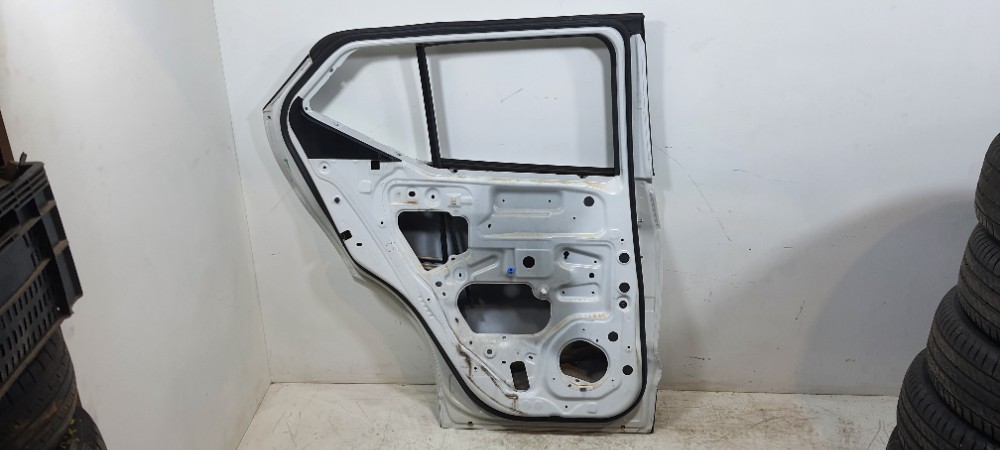 Porta Traseira Esquerda Nissan Kicks Cvt Ano 2019 H21015ramb Traseira Esquerda Branco 4