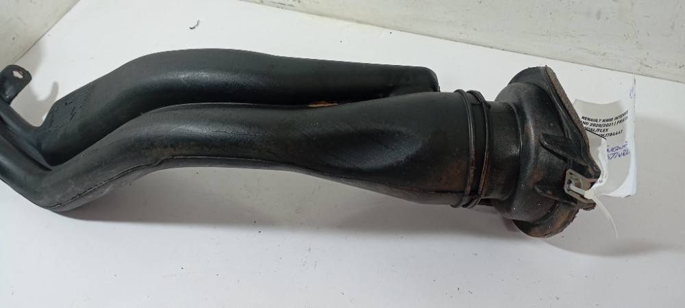 Gargalo Tanque Combustível Renault Kwid 2021 172216908r Preto 4