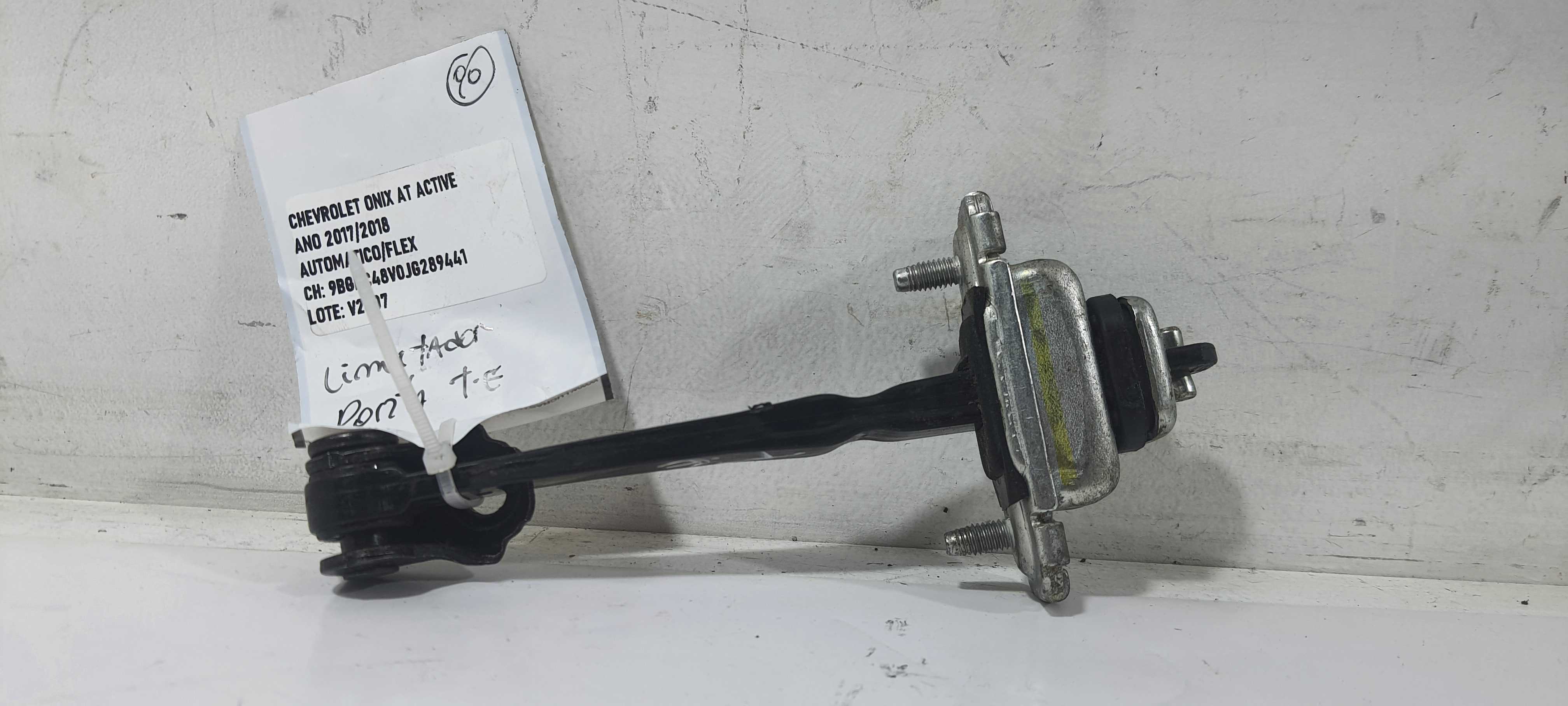 Limitador Porta Traseira E. Gm Onix Activ 1.4 18 52158971 2
