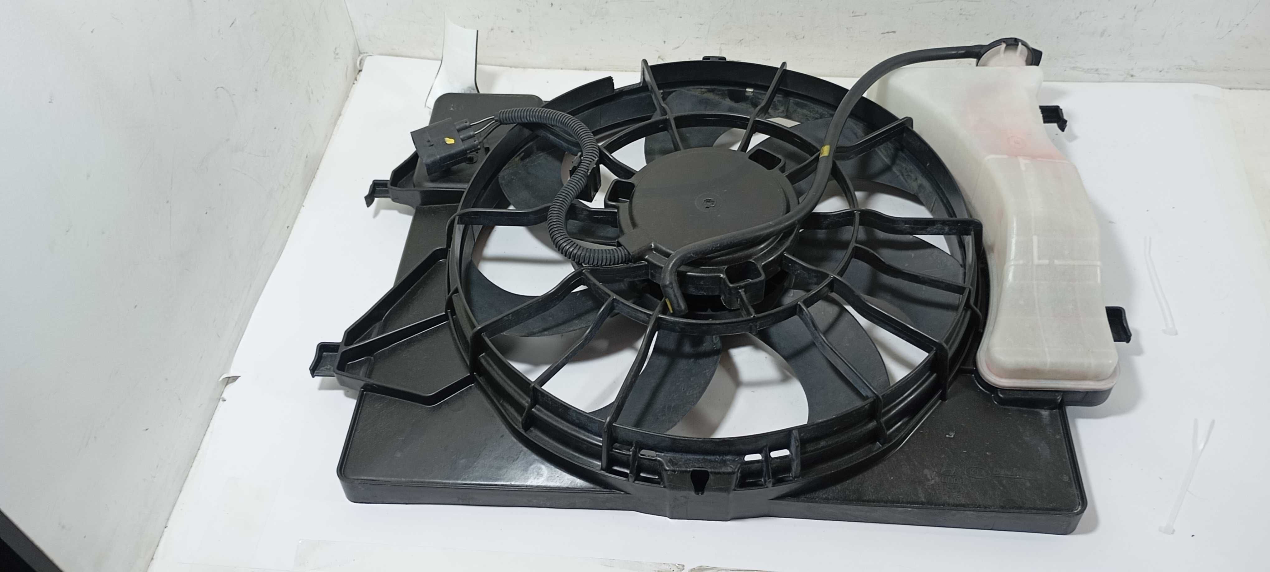 Defletor Ventoinha Hb20 Comfort 2023 25380h8xxx Detalhe