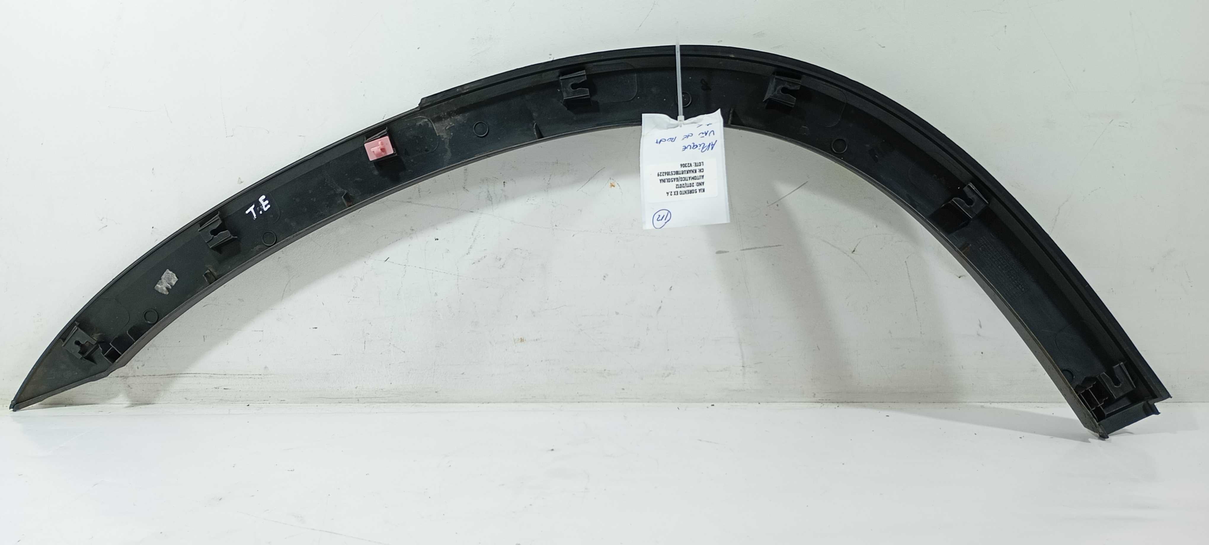 Aplique Vão Roda Tras. E. Kia Sorento Ex2 2.4 12 877432p000 6