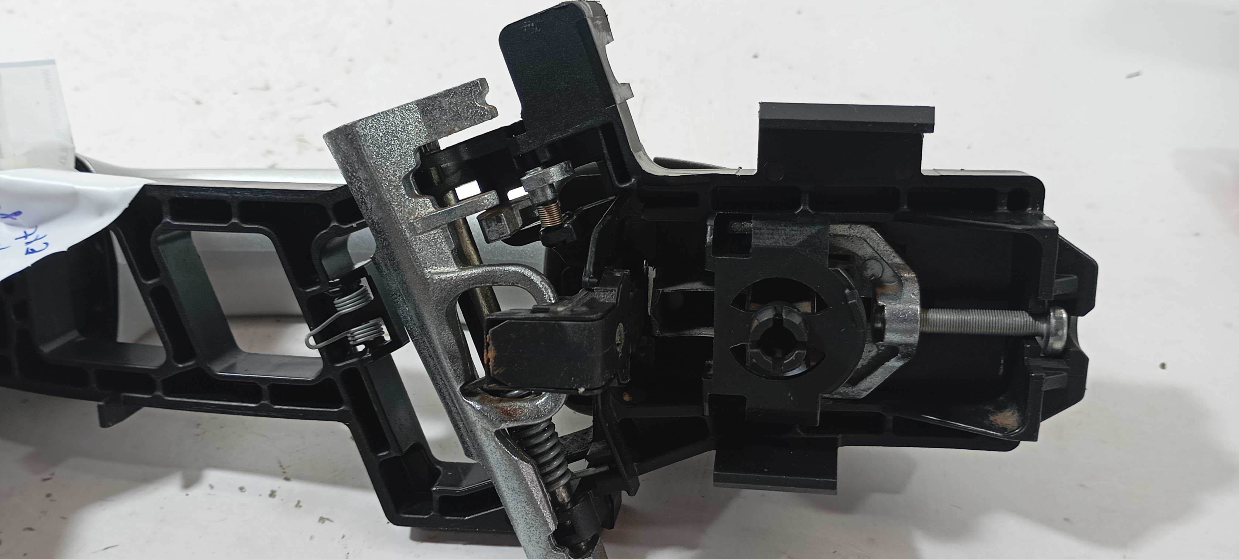 Maçaneta Externa Traseira Direita Ford Ka 2020 Dn15a224a36bc Cinza 3