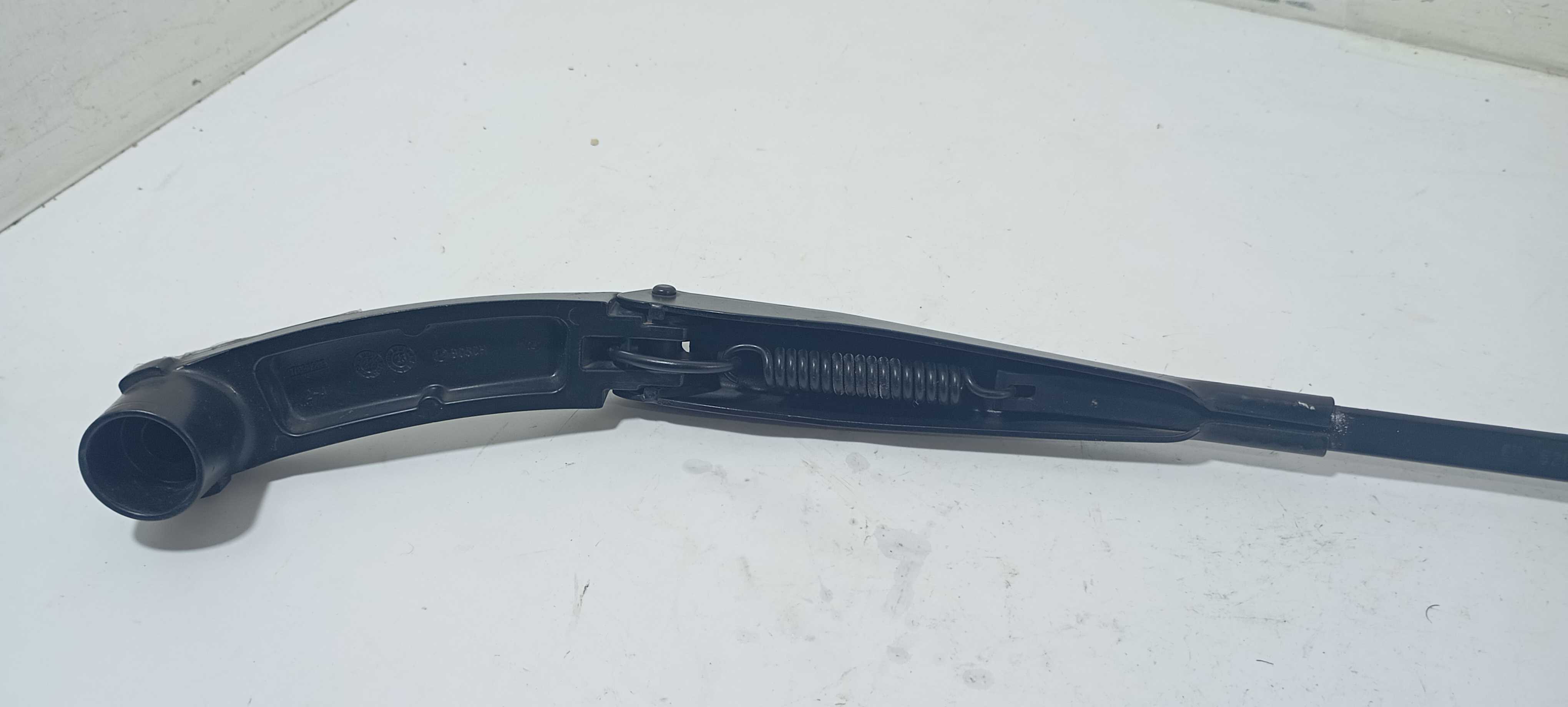 Braço Limpador Parabrisa Esquerdo Tracker Lt 2024 97036203 Esquerdo 3