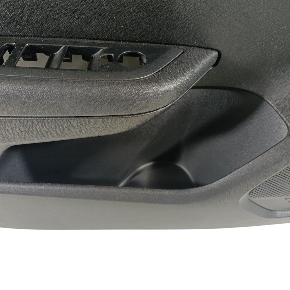 Forro porta dianteira esquerda Peugeot 208 2024 9832904980 6