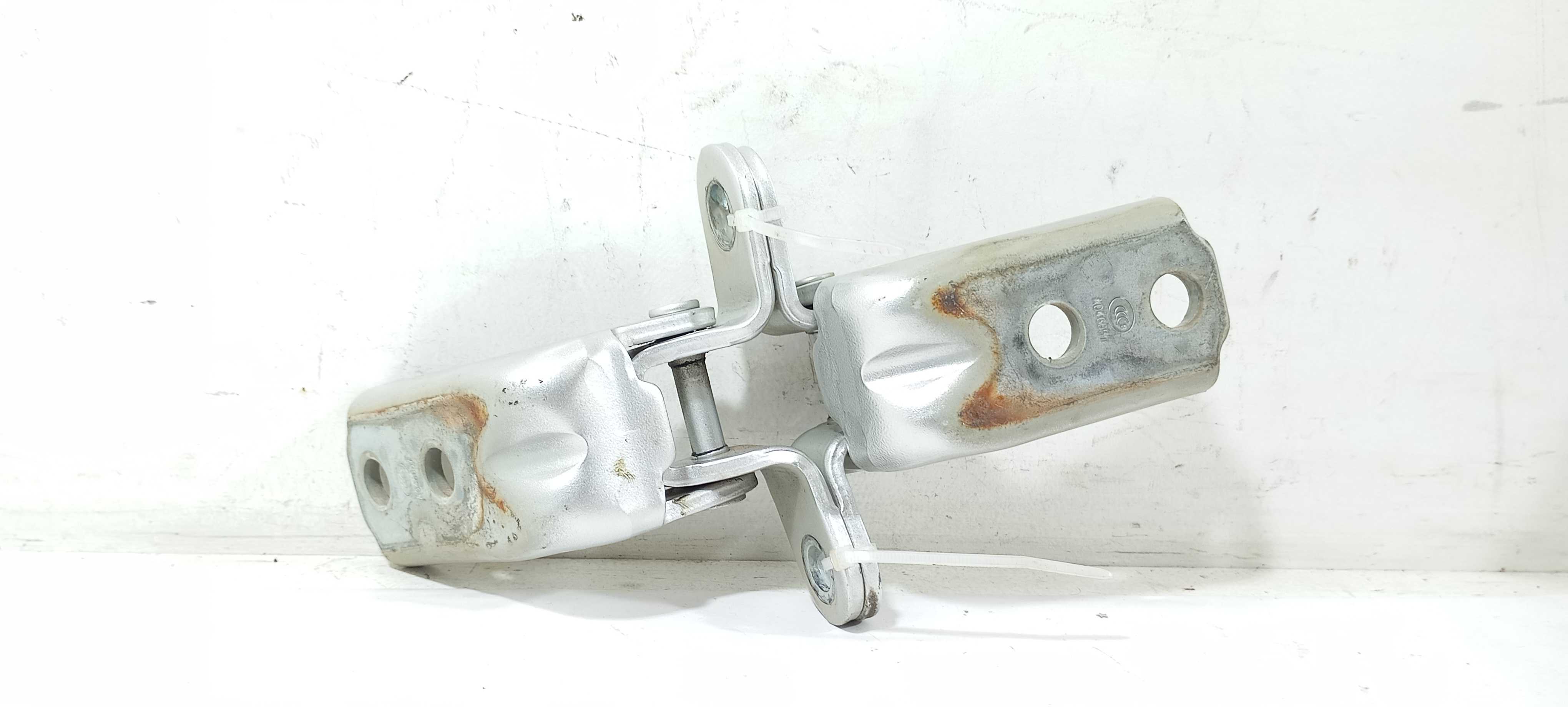 Dobradiça Porta Dianteira D. Kia Sorento Ex2 2.4 12 A046057 5