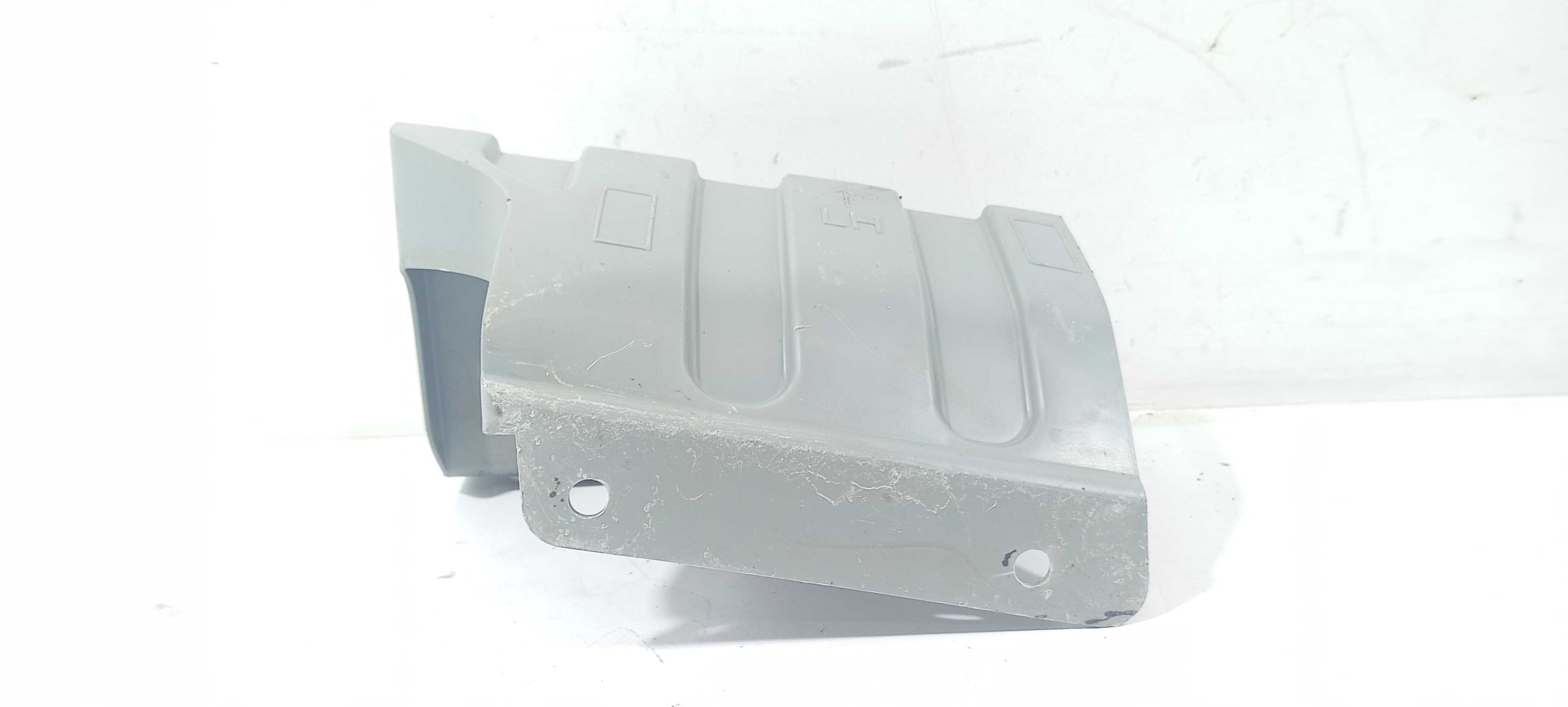 Suporte Parachoque Tras. E. Kia Sorento 2.4 12 866712p000 4