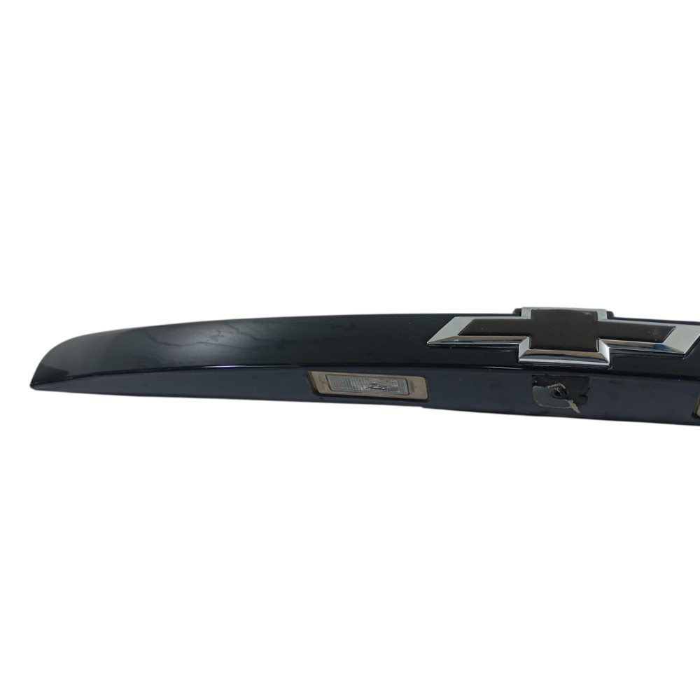 Aplique Tampa Traseira Gm Tracker Lt 1.4 2018 42608987 Preto 6