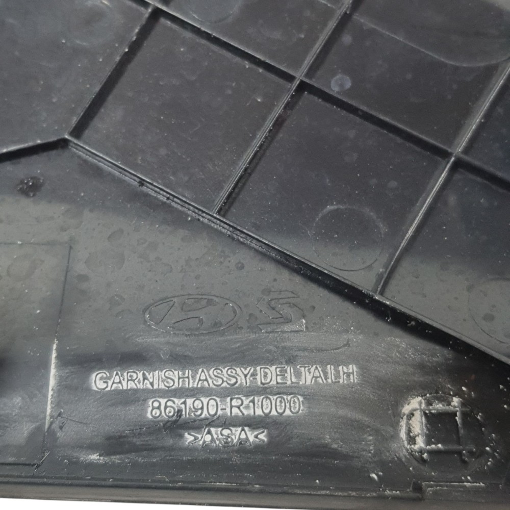 Moldura Retrovisor Esquerdo Hb20 1.0 2022 86190r1000 Preto 4