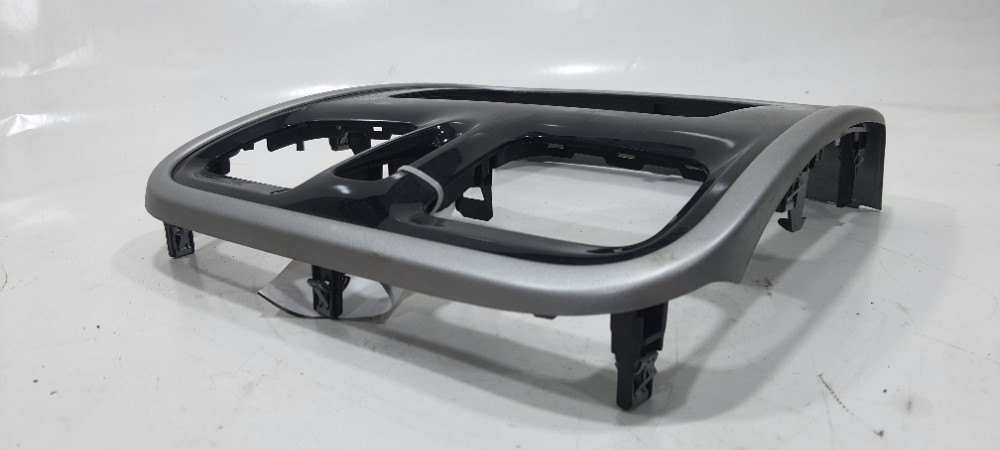 Moldura Multimídia Renault Sandero 1.0 2019 682606935r Preto 4