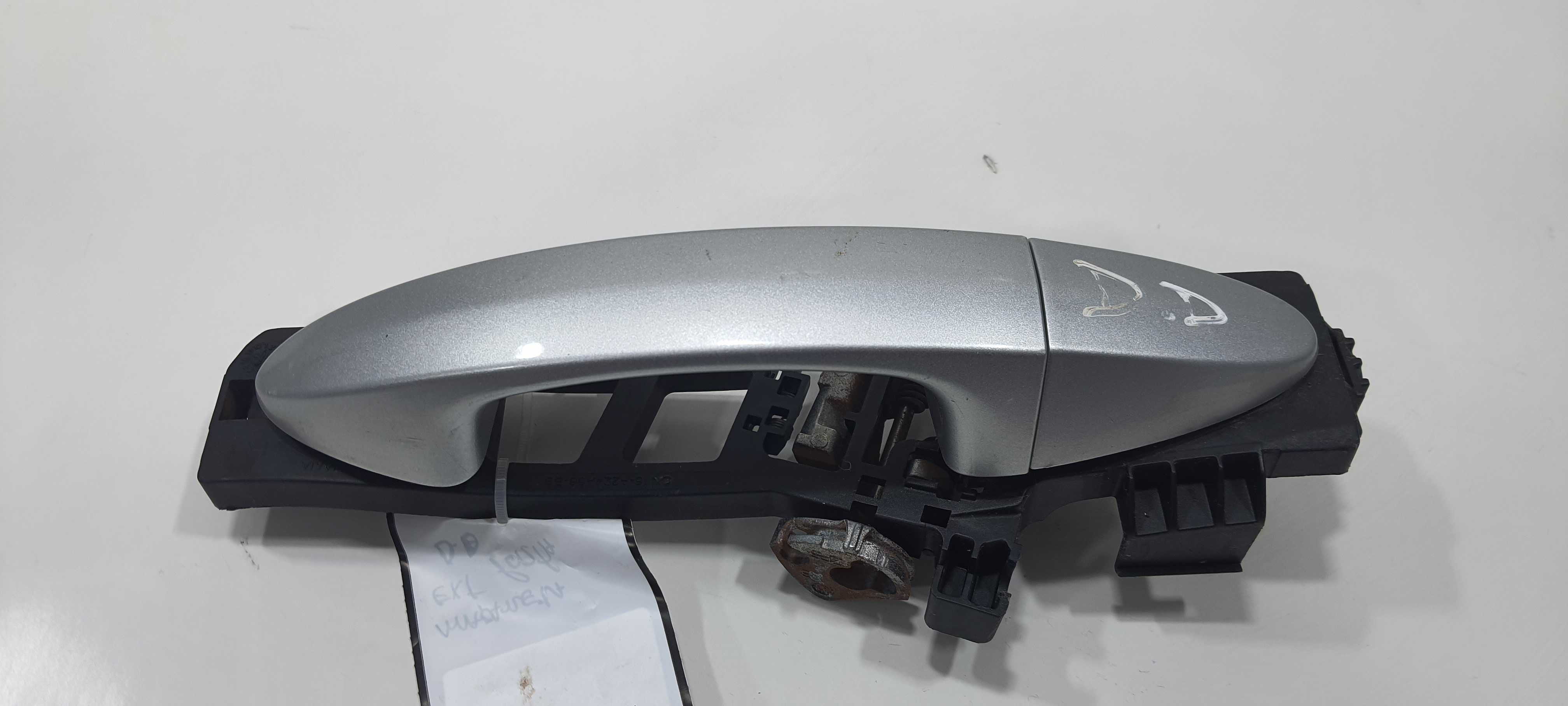 Maçaneta Ext Diant Direito Ford Ka 1.0 2020 Ja6ba224a37aa Cinza Dianteira 3