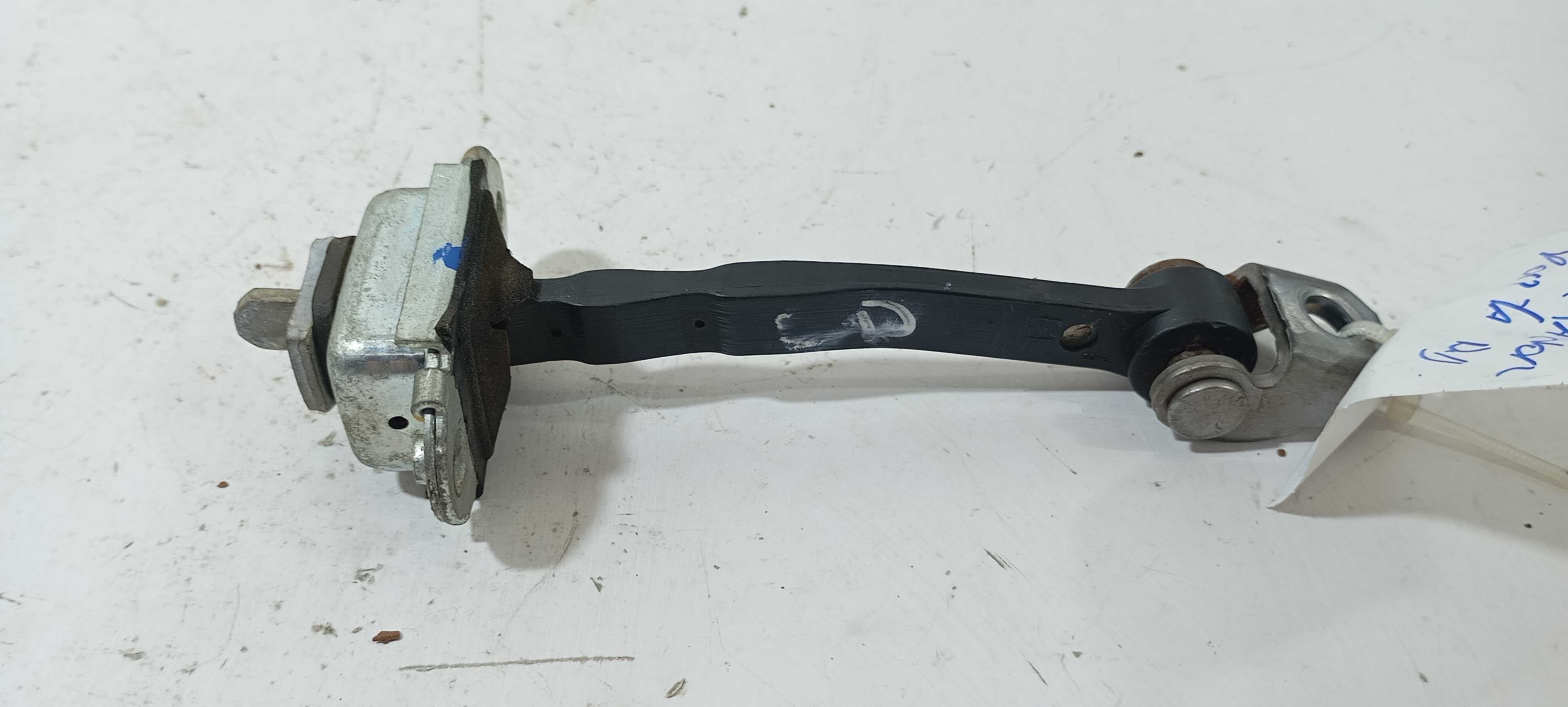 Limitador Porta Dianteira Direita Ford Ka 2020 E3bz5823500d Preto 1