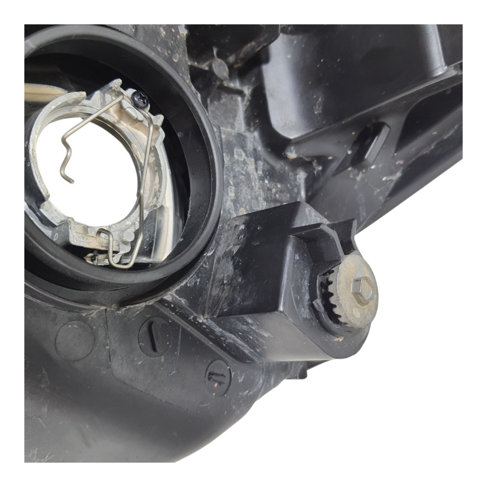 Farol direito Suzuki S-cross 2016 13789pl00 recuperado 10