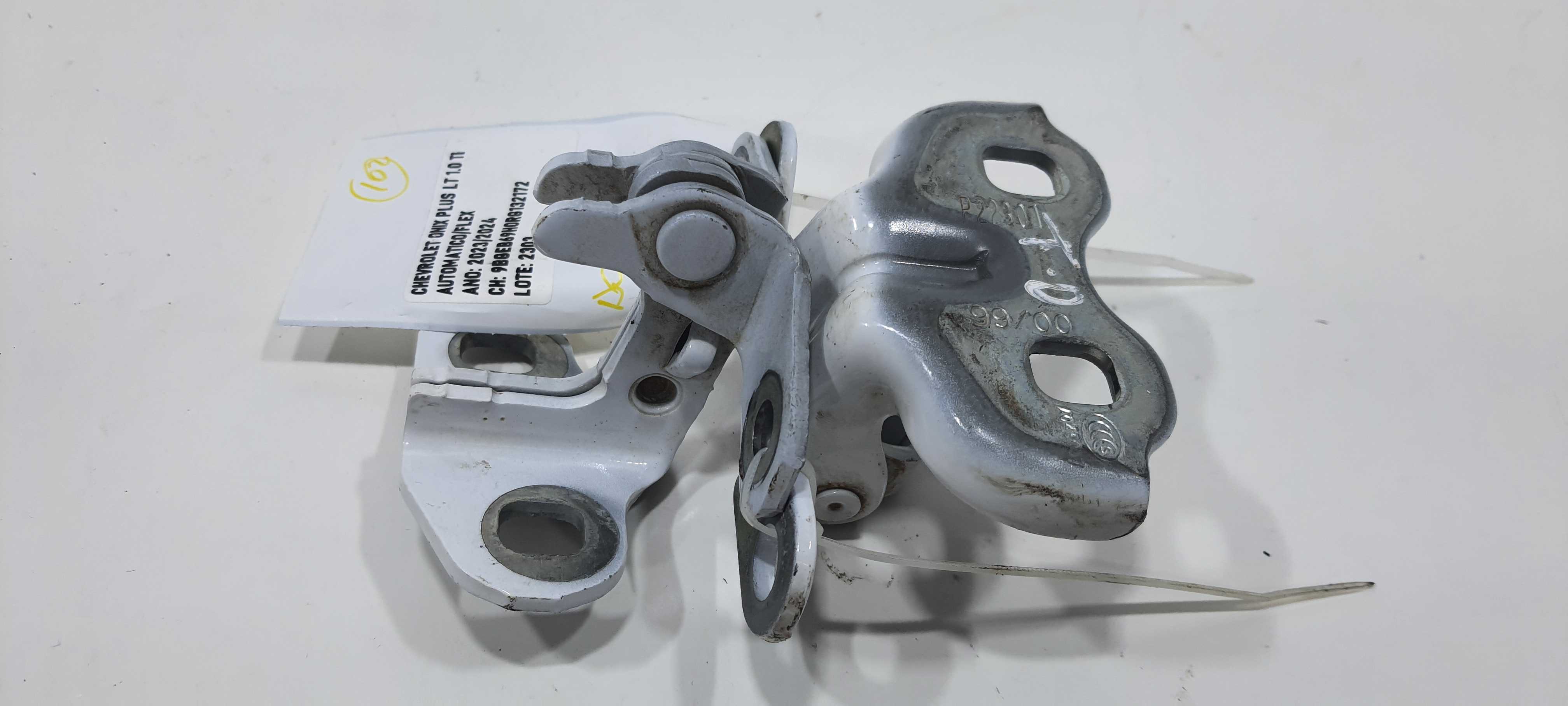 Dobradiça Porta T. Direita Gm Onix Sedan Lt 1.0 2024 V2303 4