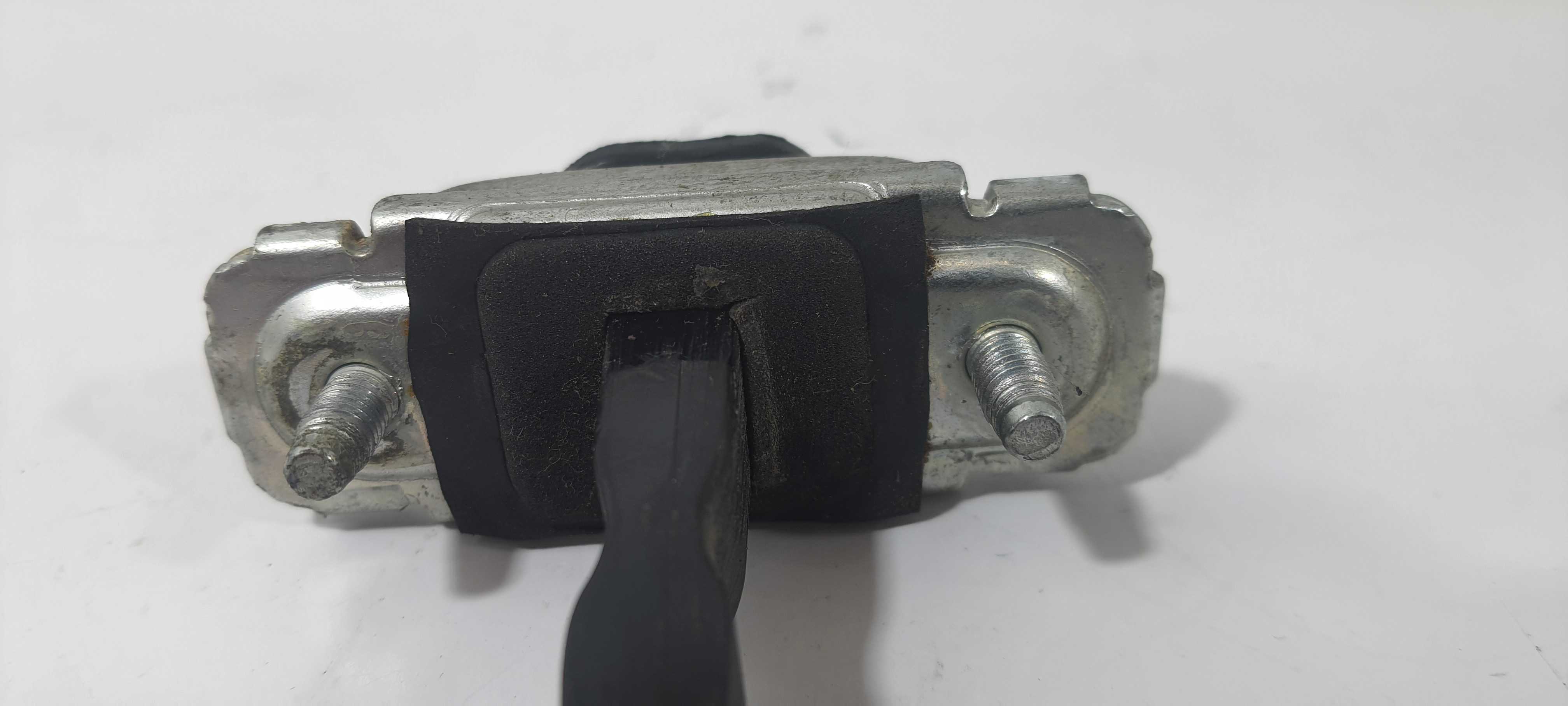 Limitador Porta Traseira E. Gm Onix Activ 1.4 18 52158971 6