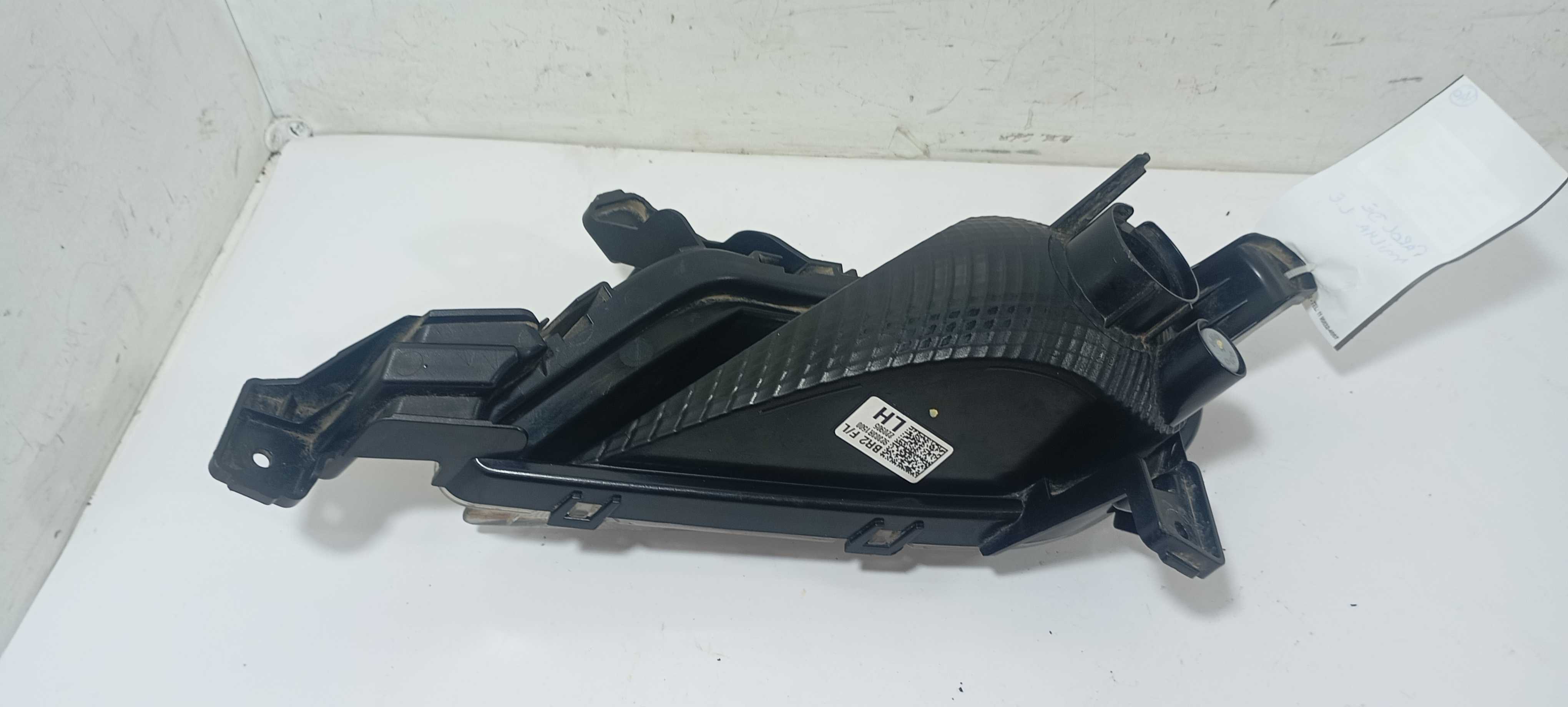 Farol Milha Esquerdo Hb20 Comfort 2023 92303r1500 Branca 3