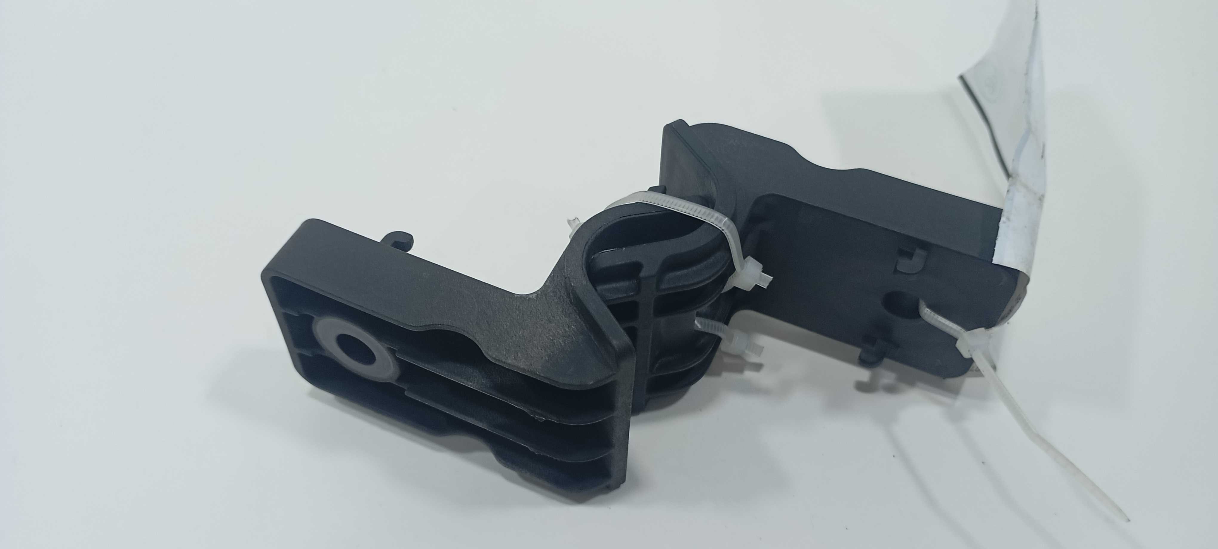 Suportes Radiador Gm Prisma 1.4 Lt 2019 95016649 Preto 2