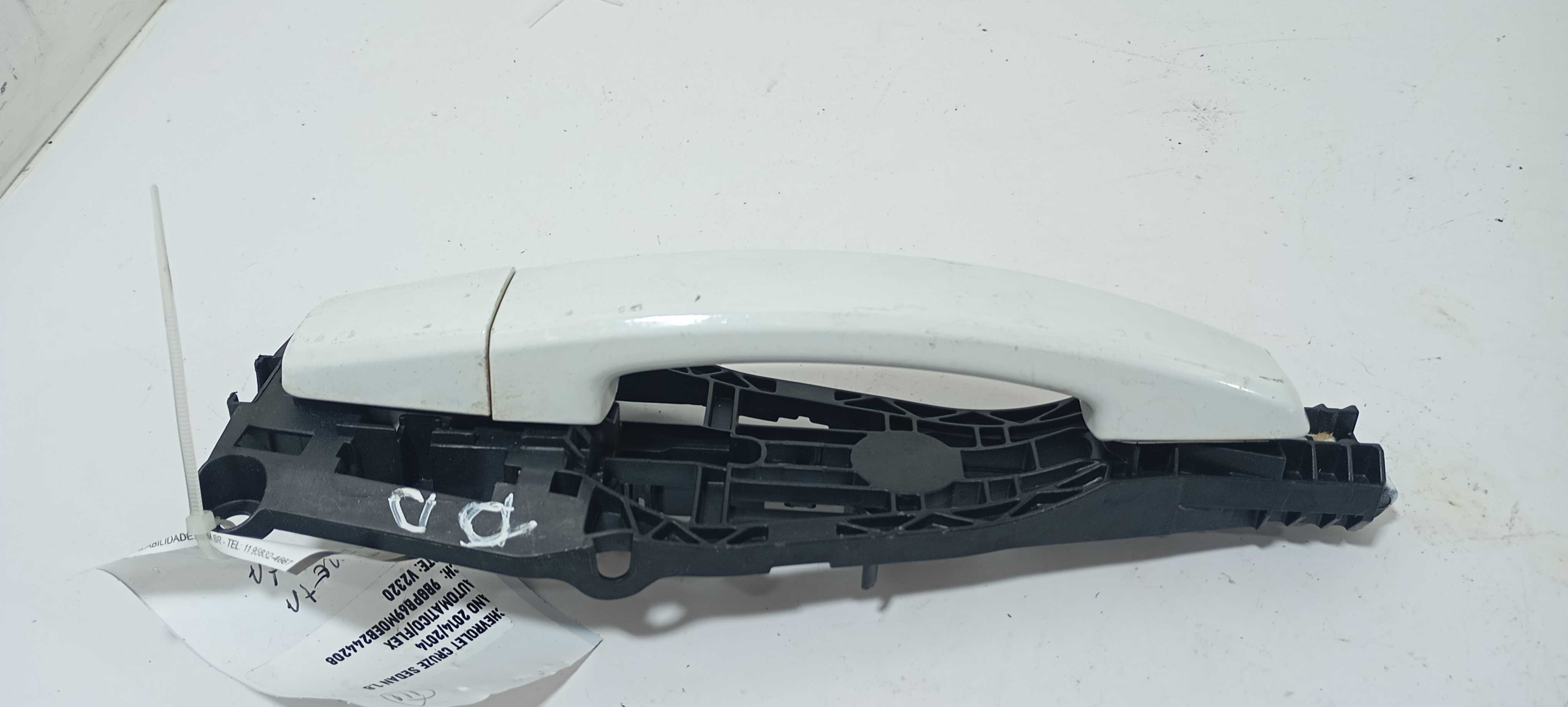 Maçaneta Ext Porta Dianteira Direita Cruze 2014 13577716 Branco Dianteira 4