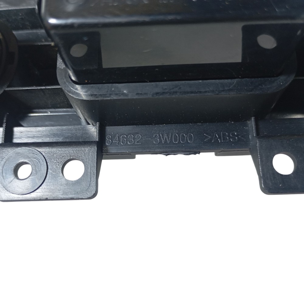 Entrada Usb Auxiliar Kia Sportage 2014 846323w000 8