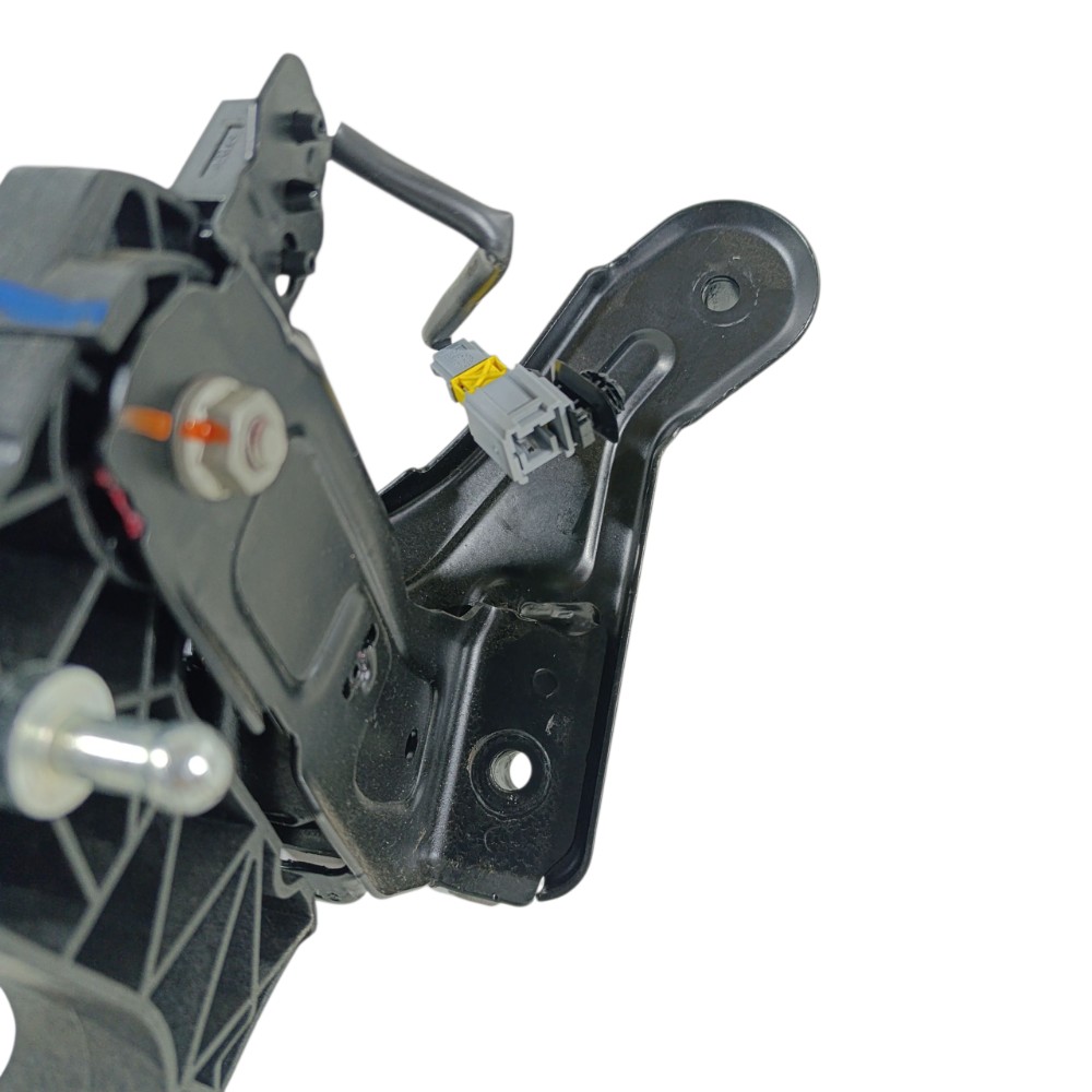 Pedal Embreagem Peugeot 208 Ano 2024 84fg05 7