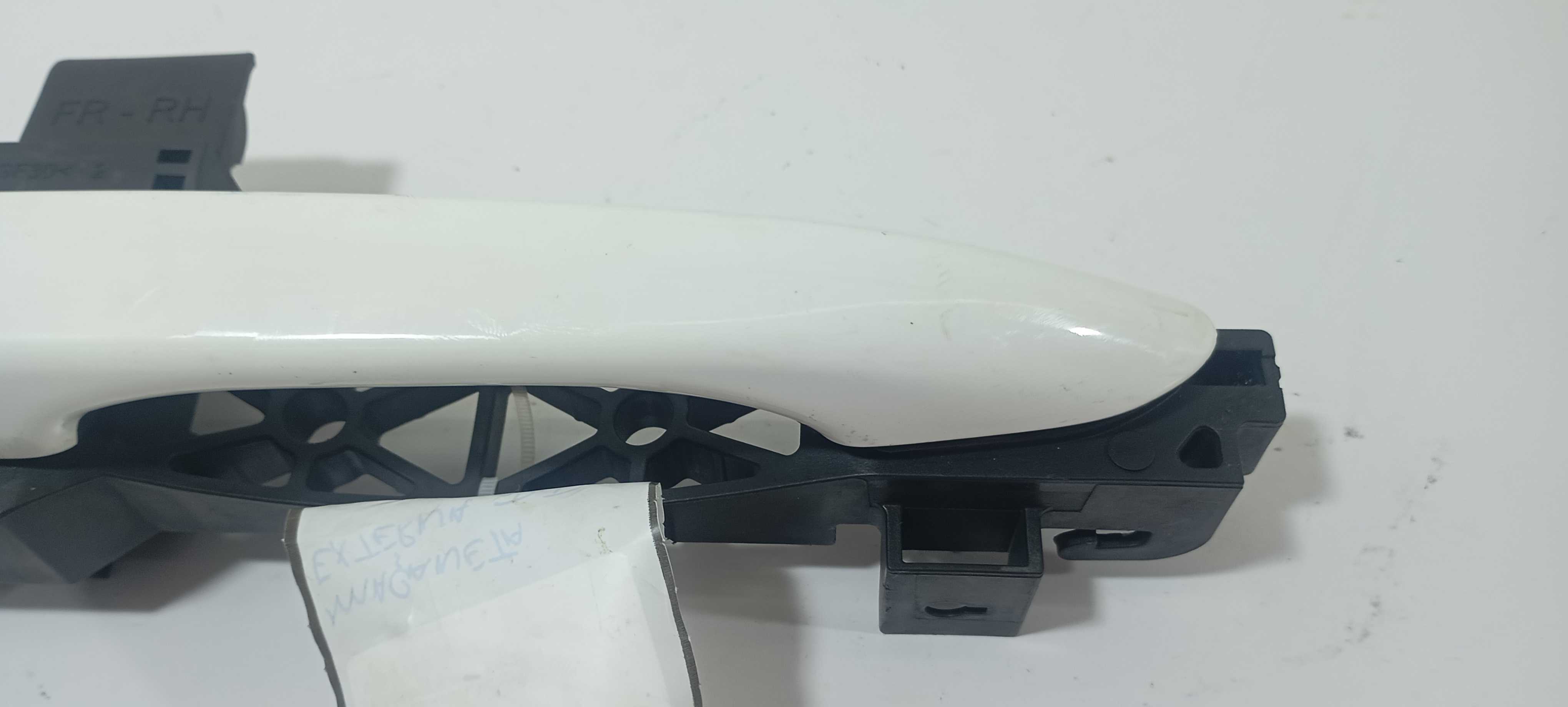 Maçaneta Externa Dianteira Direita Hb20 2023 82661r1010 Branco Dianteira 3