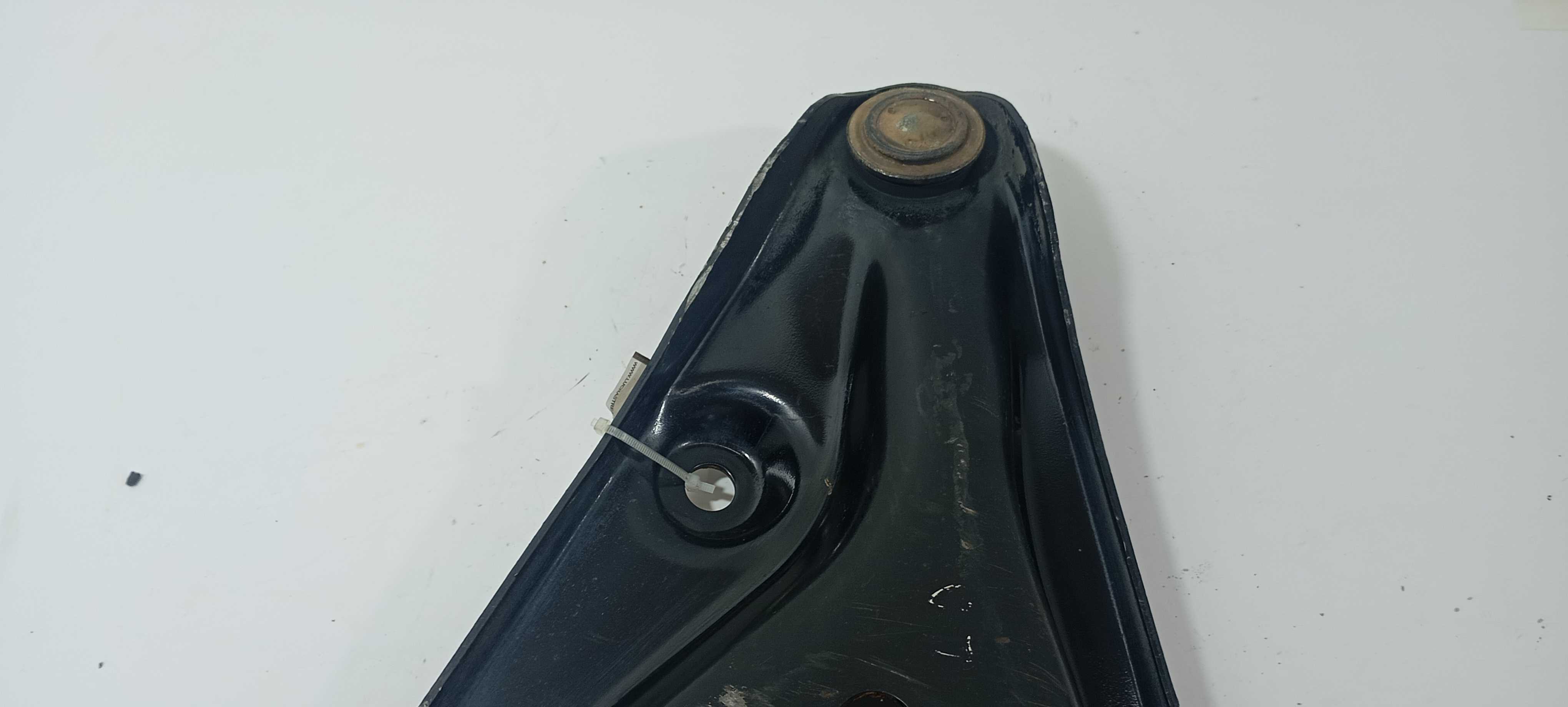 Brandeja Dianteira Direita Renault Logan 1.0 2020 357257d Preto 6