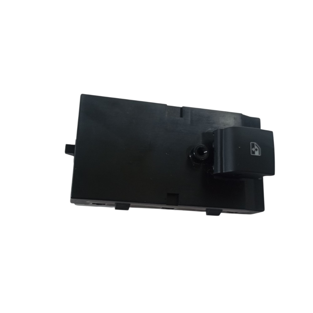 Botão Vidro Dianteiro Direito Tracker Lt 1.4 2018 22915102 1