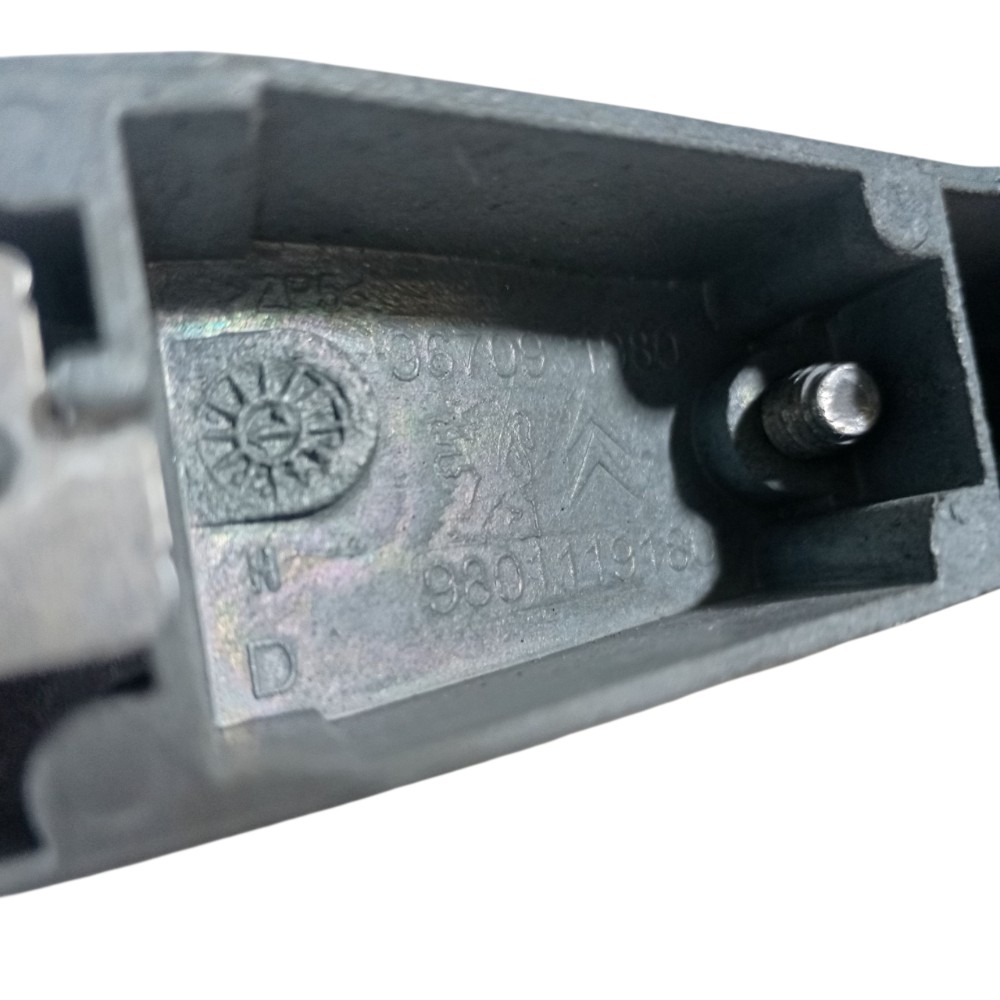 Macaneta Externa Direito Dianteiro Aircross 2018 9801119180 Preto Dianteira 7
