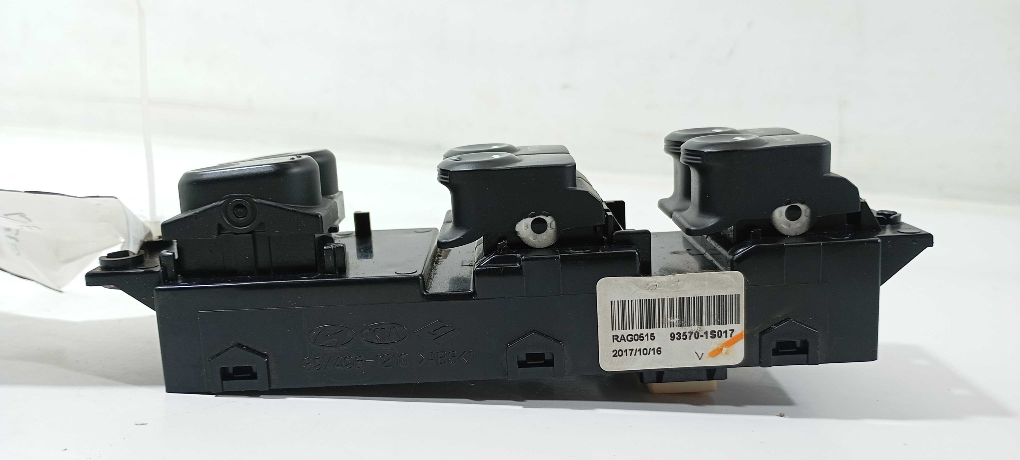 Botão Vidro Dianteiro E.  Hb20x Premium 1.6 2018 935701s017 5
