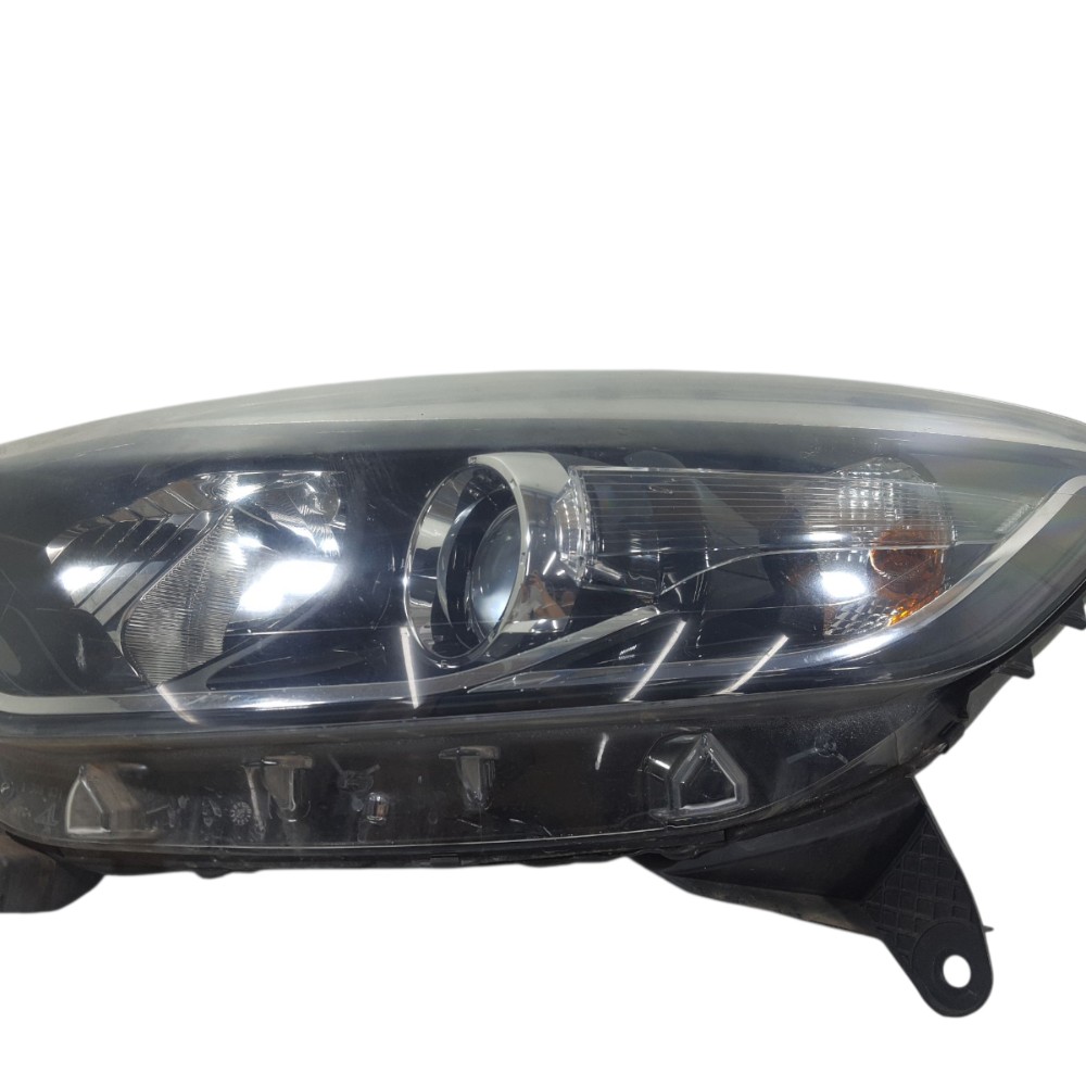 Farol esquerdo renault captur 2021 260602042R
