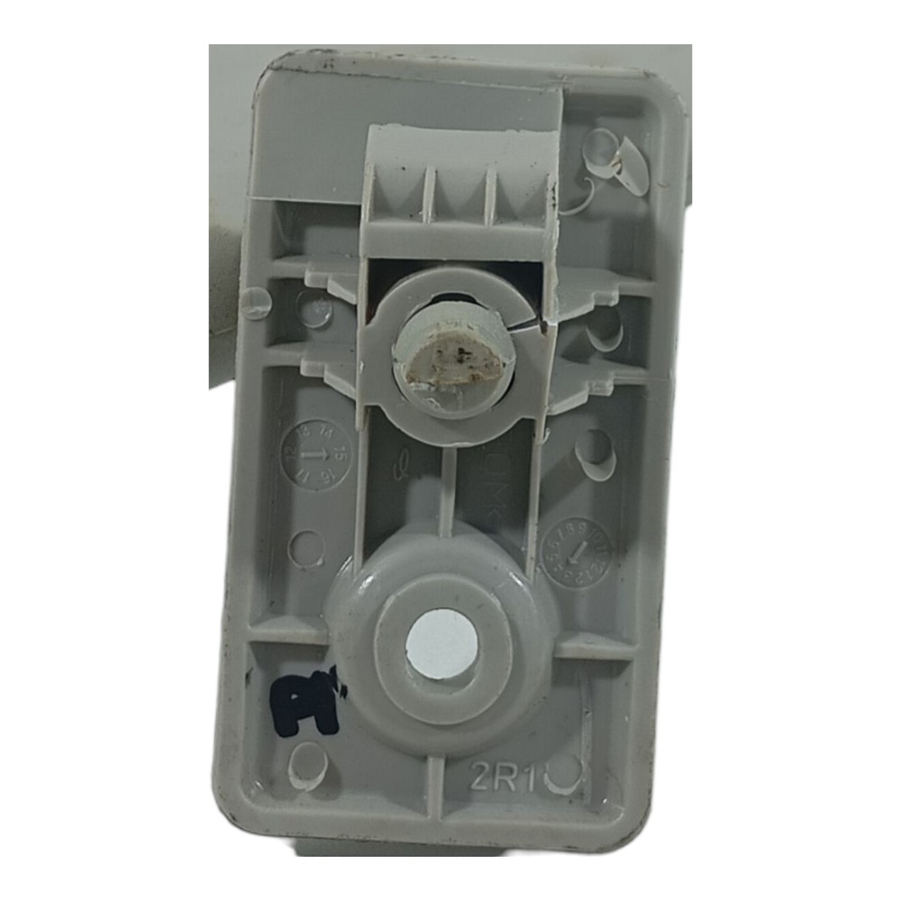 Quebrasol Direito Nissan March 2016 964003ac1a 8