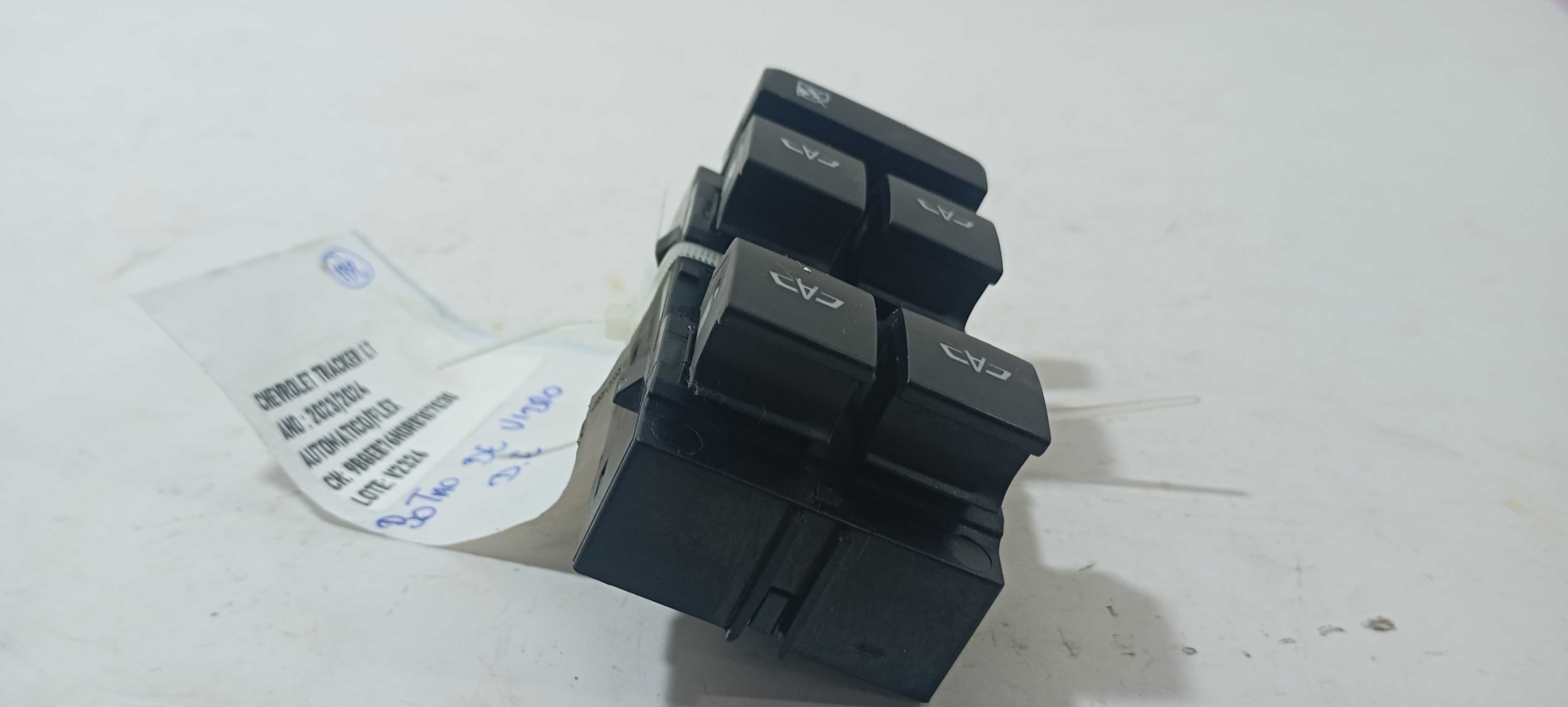 Botão Vidro Dianteiro Esquerdo Gm Tracker Lt 2024 26211281 4
